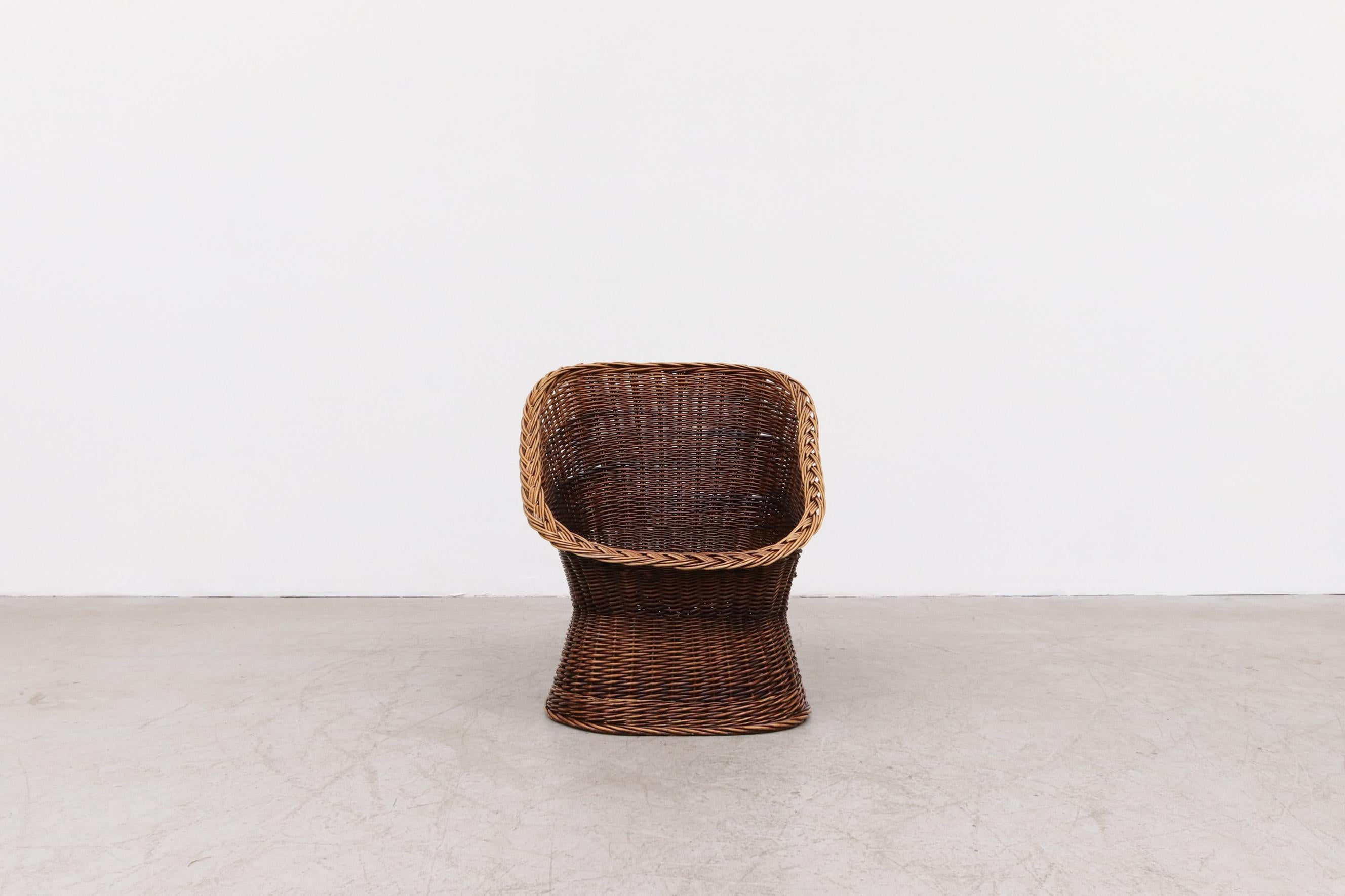 Mid-Century Modern 1970s Rattan Bucket Chair w/ Canvas Cushion, Square Shaped Body & Pedestal Base  For Sale