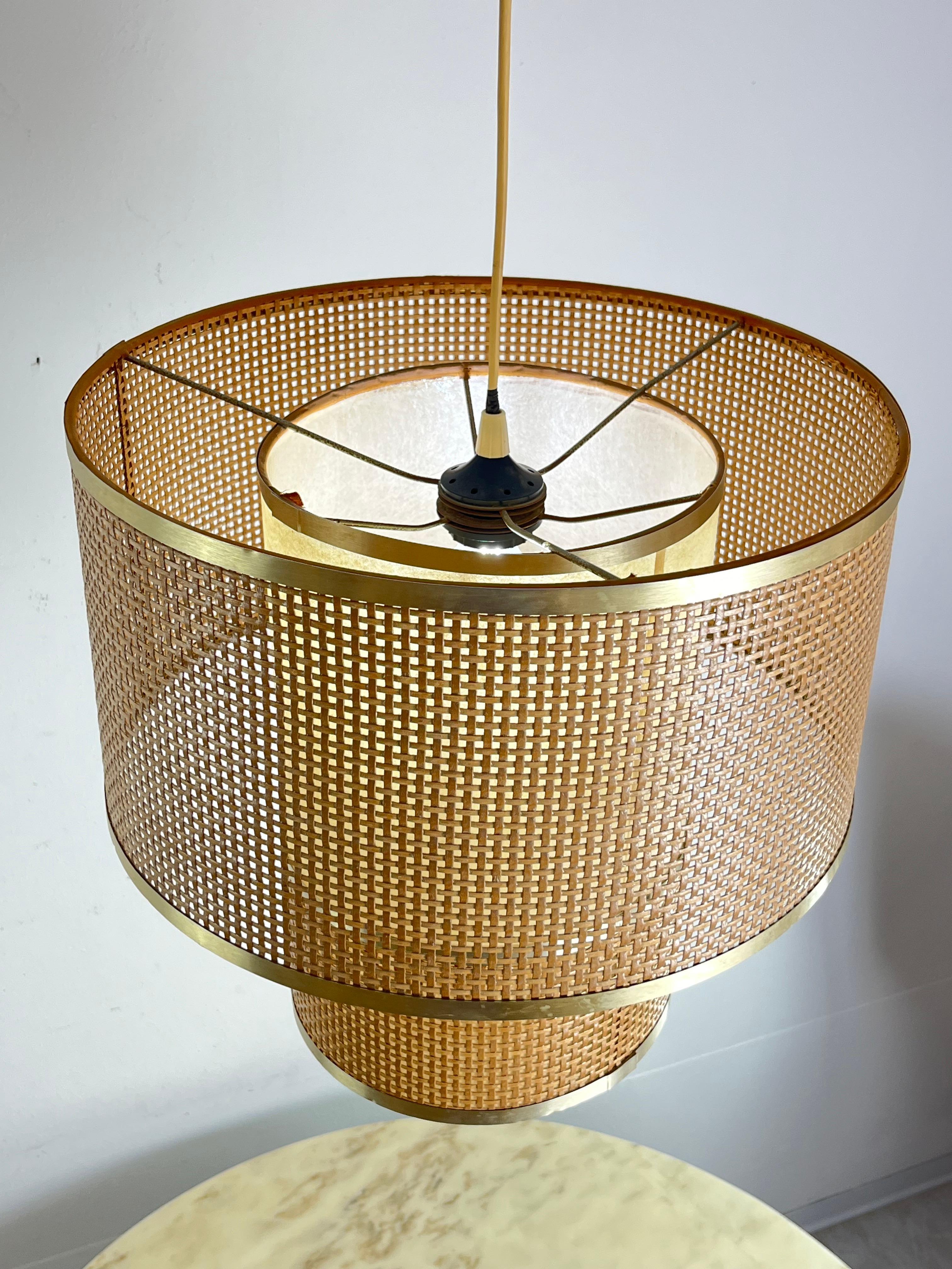 Italiano Lampadario in rattan anni '70 Design italiano in vendita