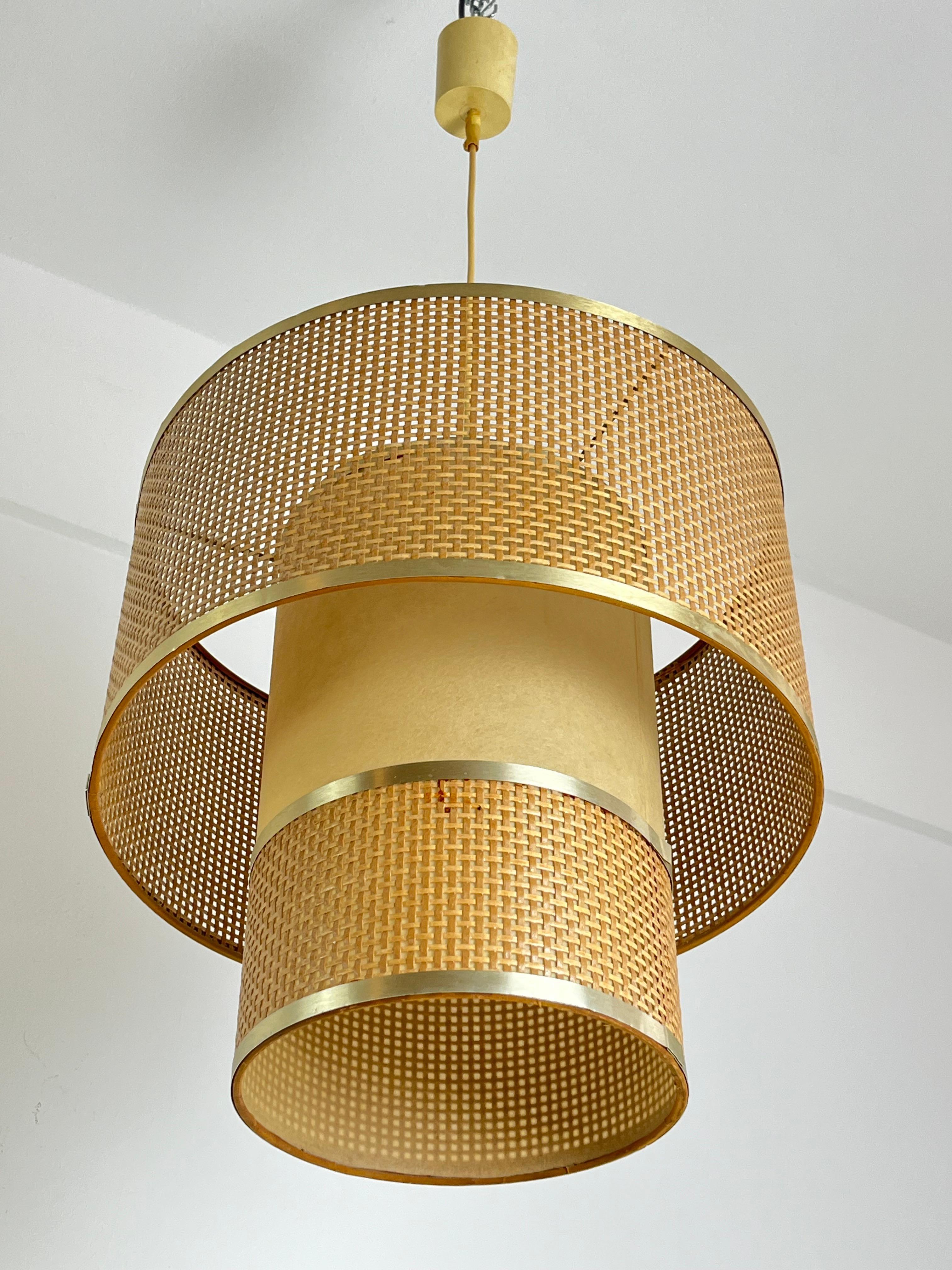 Lampadario in rattan anni '70 Design italiano in vendita 1