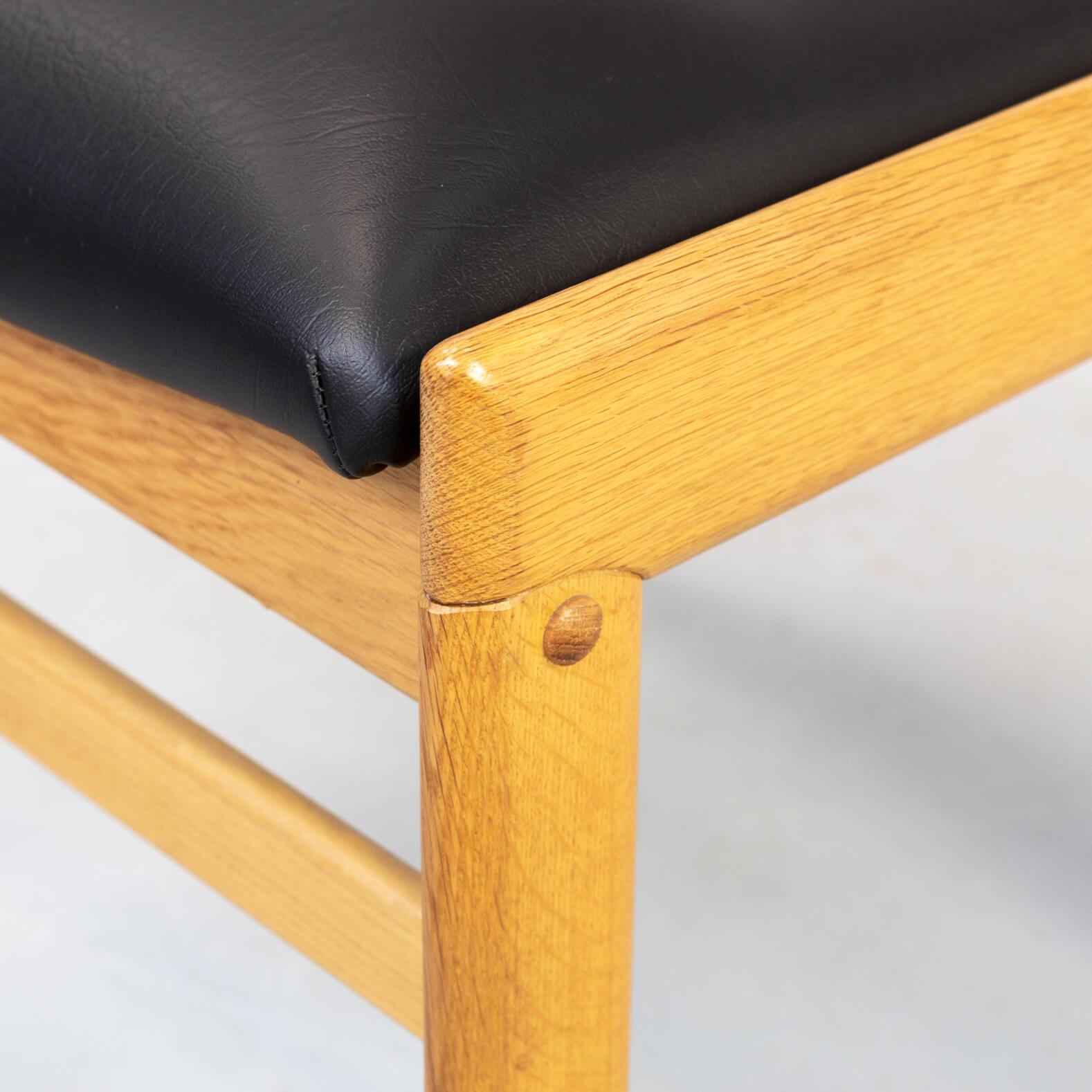 1970s Re-Upholstered Oak Skai Dining Chair for Bramin Set of 6 For Sale 3
