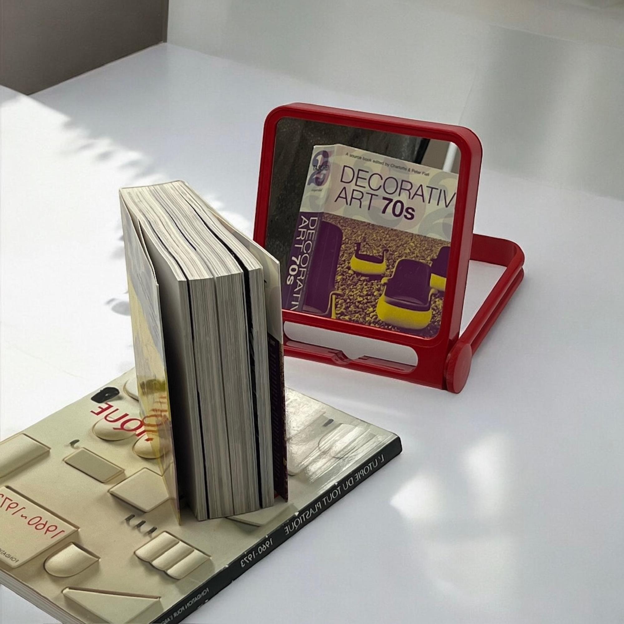 70s Red Dual Mirror by Roberto Maderna for GEDY - Italian Portable Mirror For Sale 5