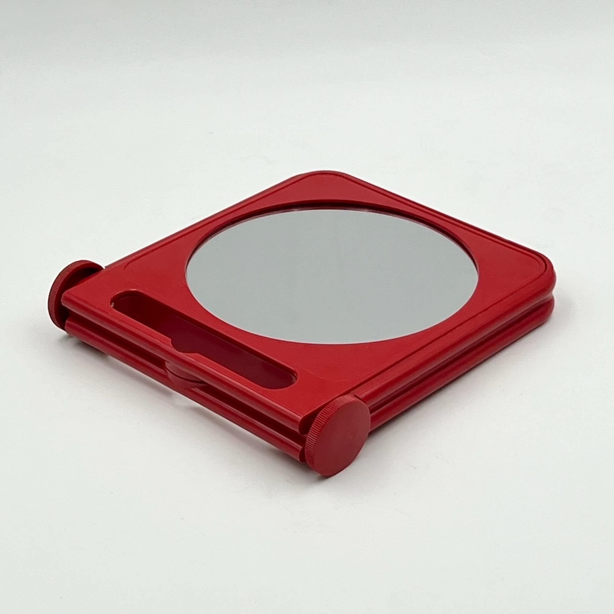 Late 20th Century 70s Red Dual Mirror by Roberto Maderna for GEDY - Italian Portable Mirror For Sale