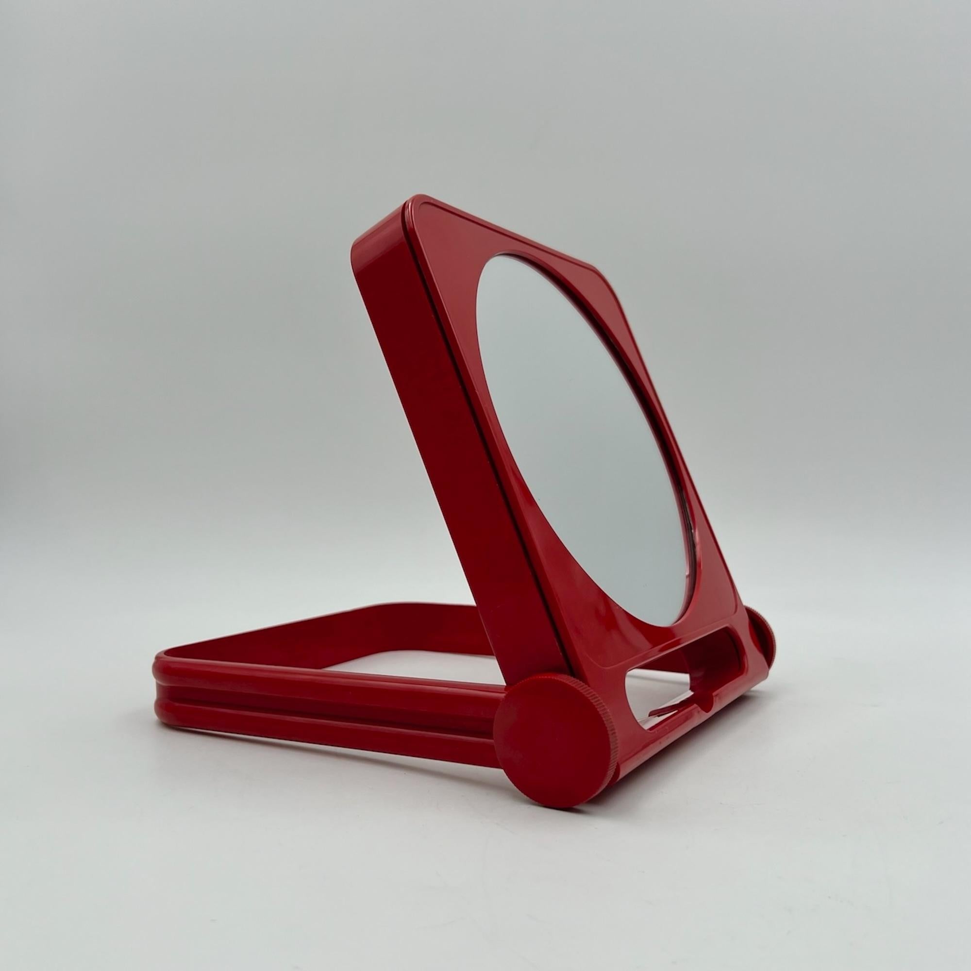 70s Red Dual Mirror by Roberto Maderna for GEDY - Italian Portable Mirror For Sale 1