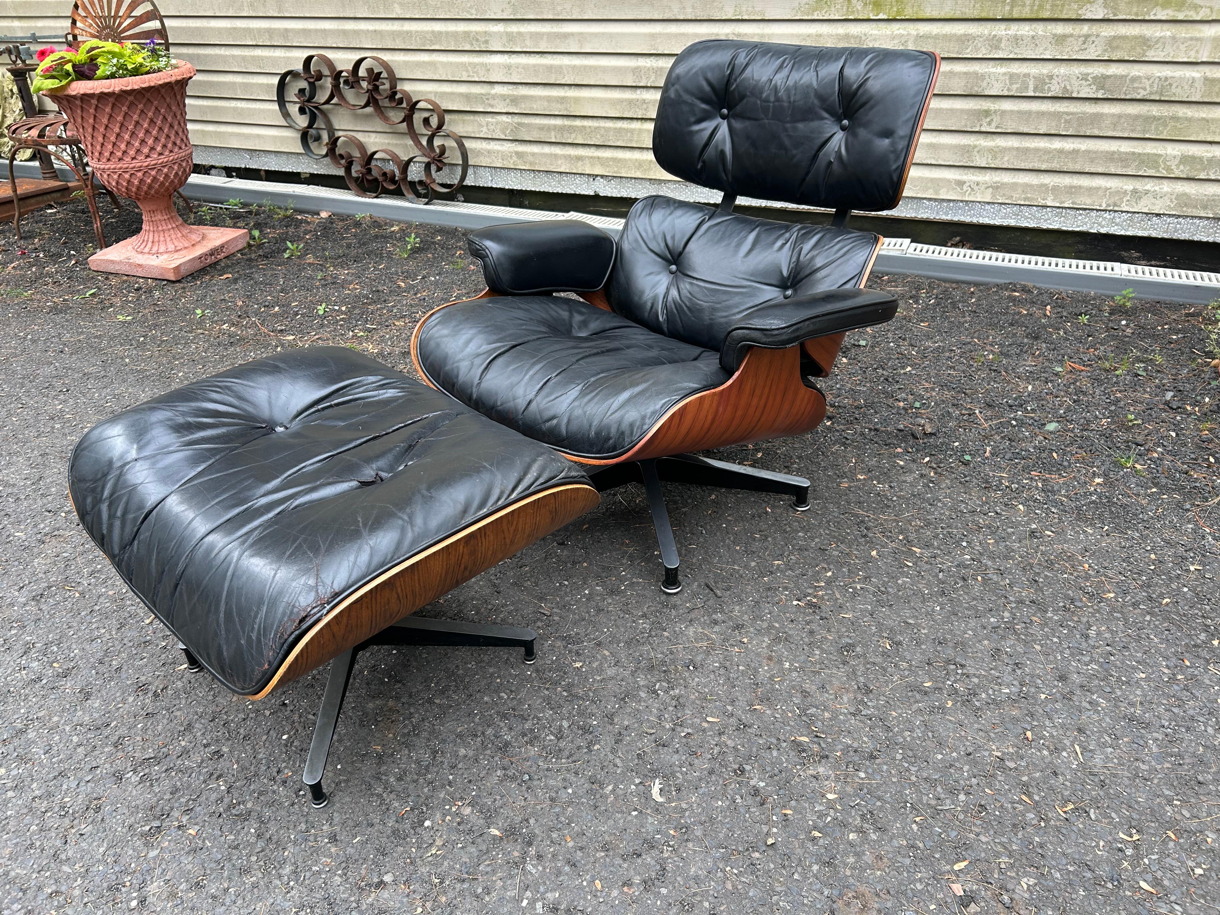 70's Rosewood Eames Lounge Chair & Ottoman For Herman Miller For Sale 1