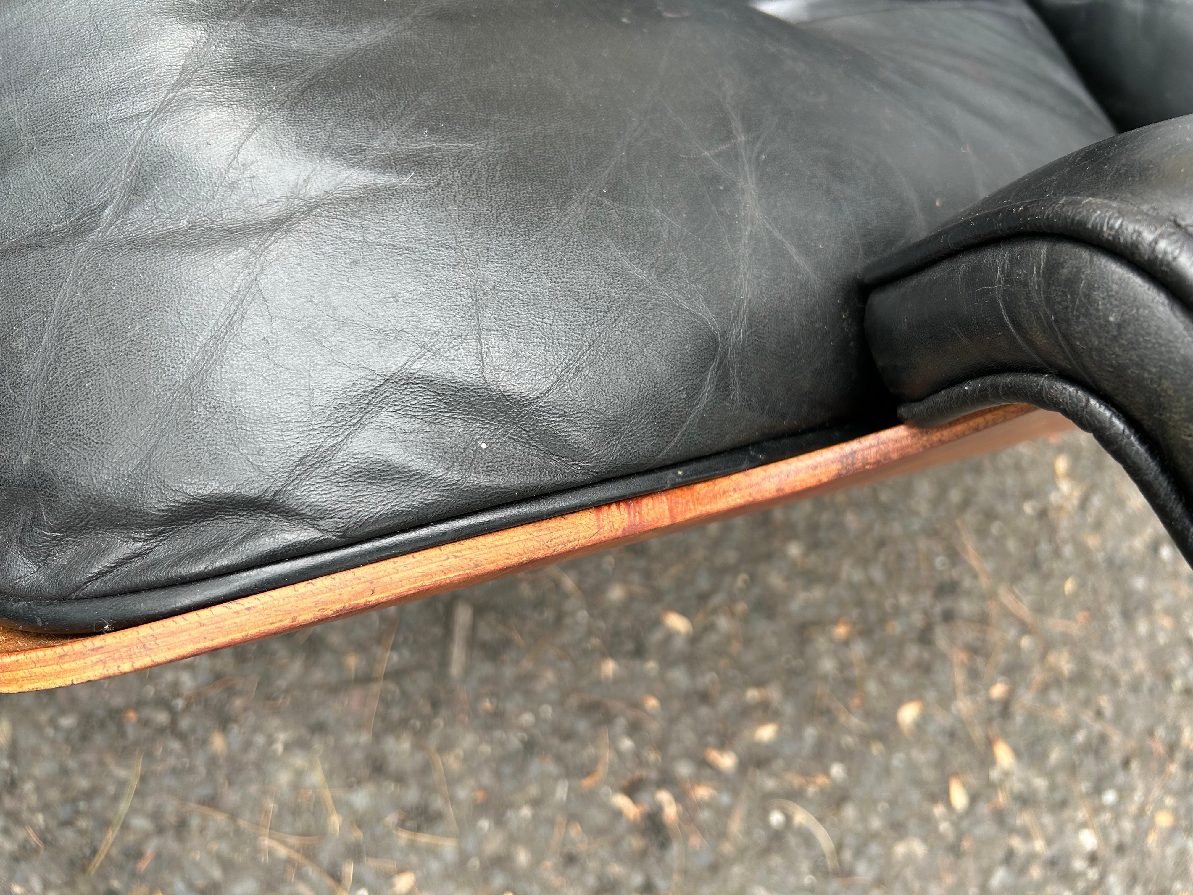 70's Rosewood Eames Lounge Chair & Ottoman For Herman Miller For Sale 2