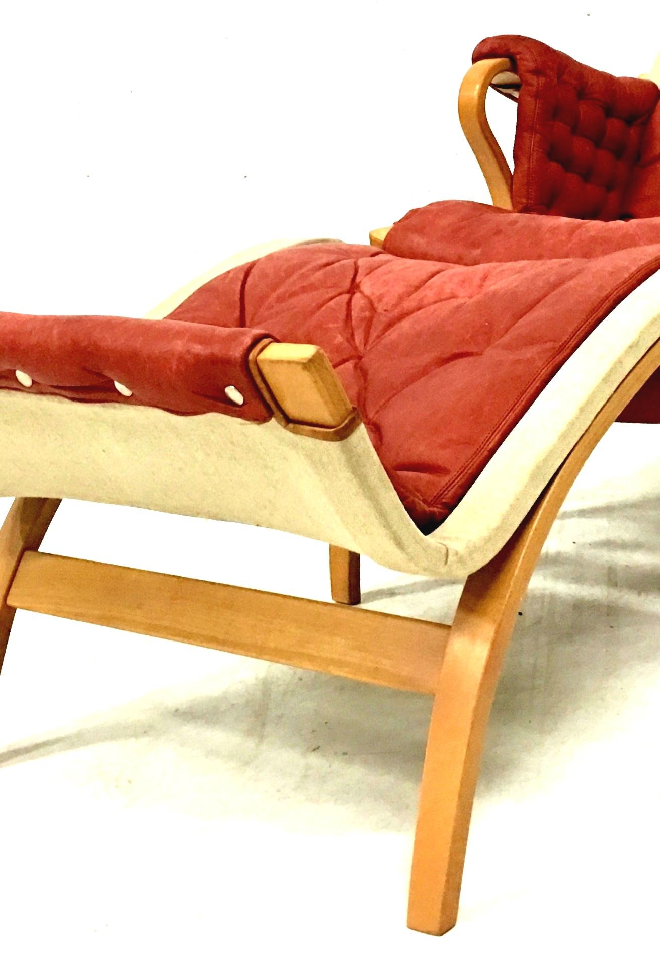 1970s Scandinavian Modern Leather, Bentwood Lounge Chair and Ottoman by Mathsson 5