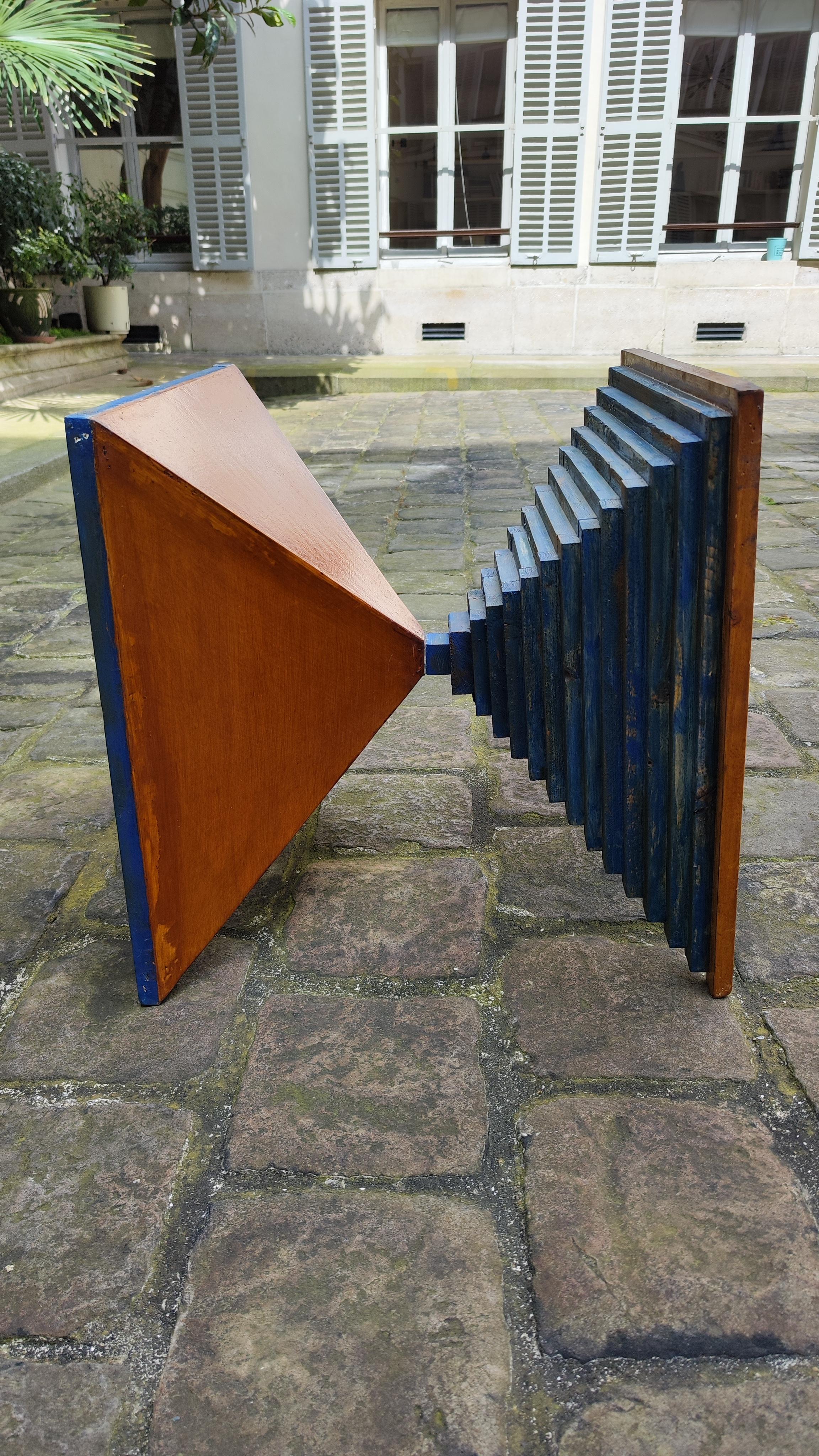 Table basse en bois sculpté des années 50, Brutaliste et Minimaliste, France, 1950 en vente 2