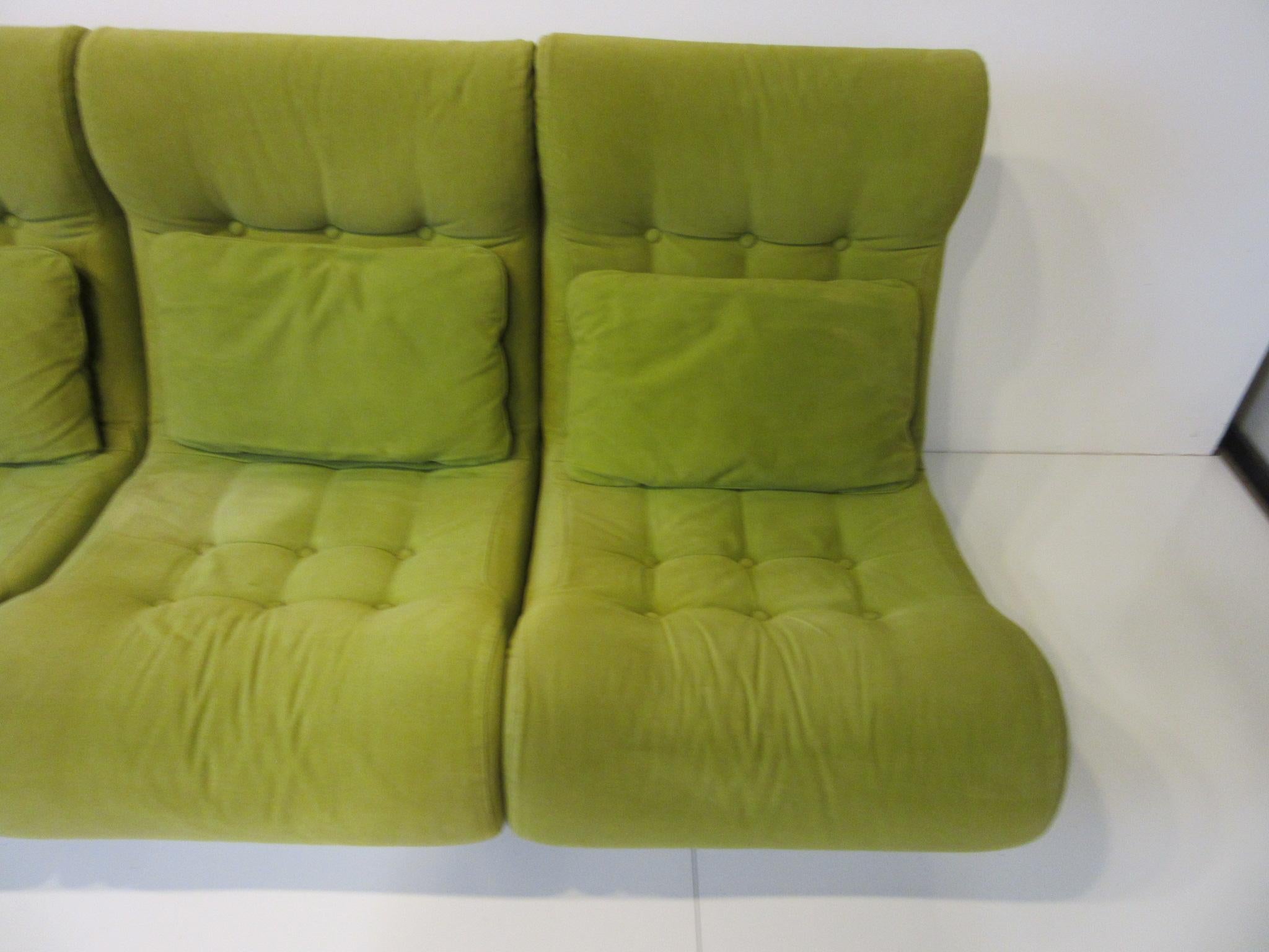 1970s Space Age 3-Piece Sofa or Loveseat in the Style of Luigi Colani 3