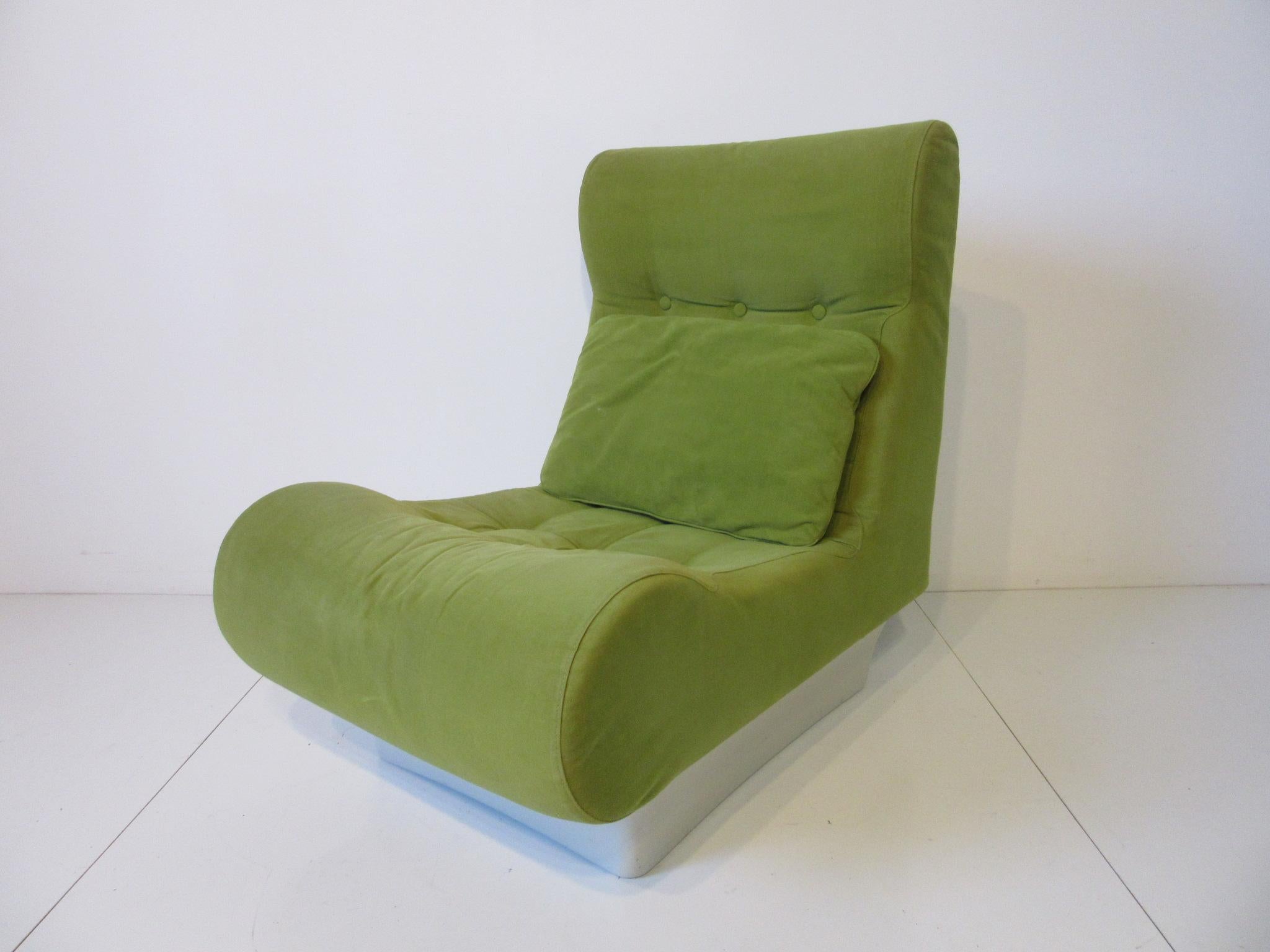 Unknown 1970s Space Age 3-Piece Sofa or Loveseat in the Style of Luigi Colani
