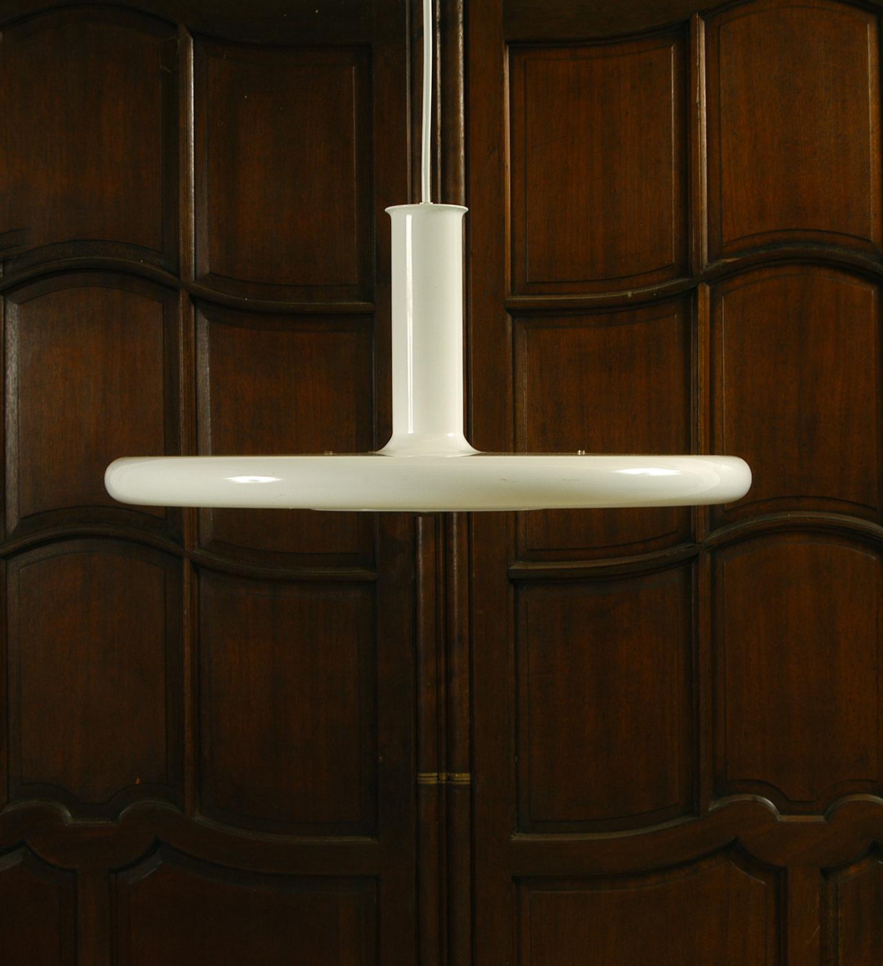 1970s Space Age White Midcentury Danish Ceiling Lamp Optima Hans Due Fog & Morup In Good Condition In Sherborne, Dorset