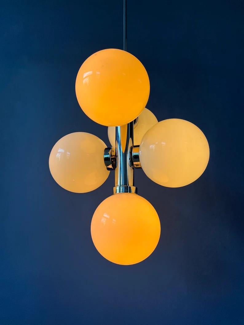 70s Sputnik Chandelier Chrome Space Age Pendant Lamp Opaline Glass Light Fixture In Excellent Condition For Sale In ROTTERDAM, ZH