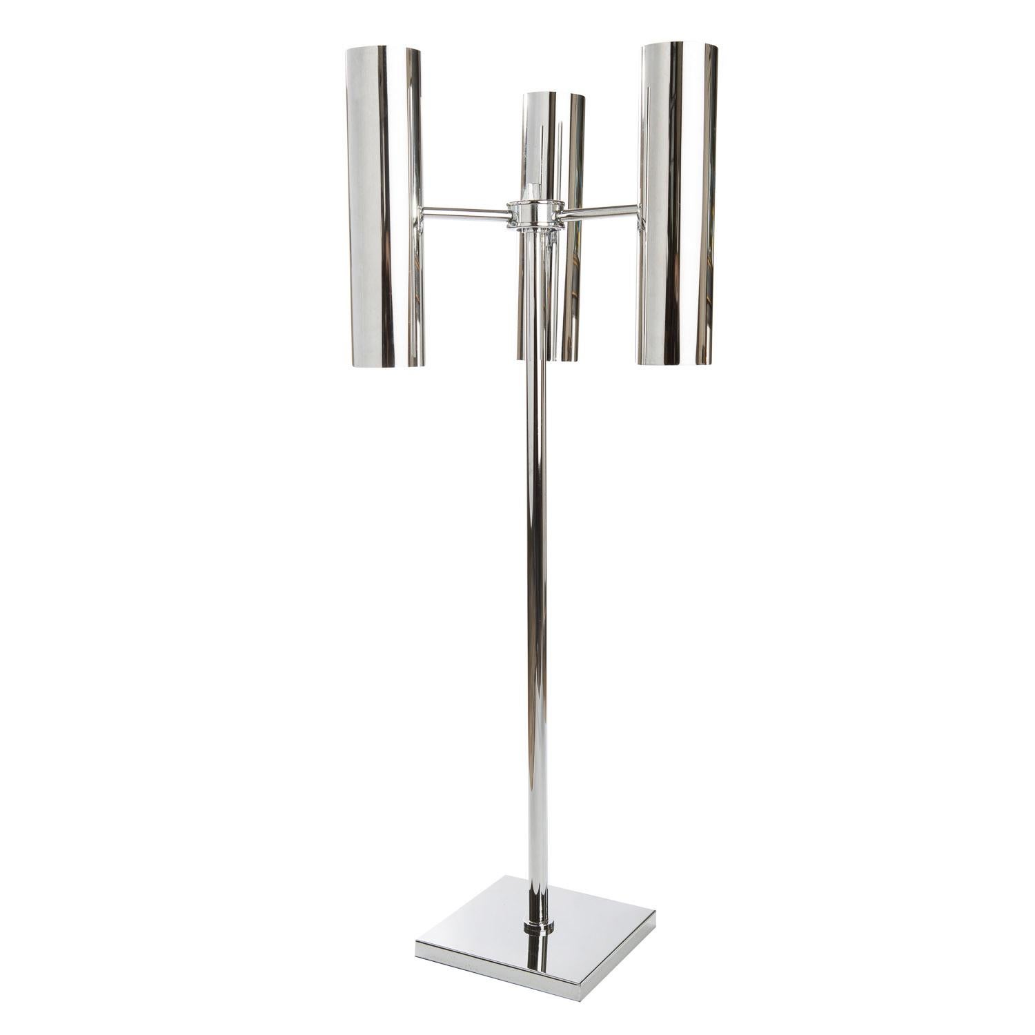 Lámpara de sobremesa de latón tubular Tristar de estilo futurista elegante de los años 70 en níquel pulido Moderno de mediados de siglo en venta