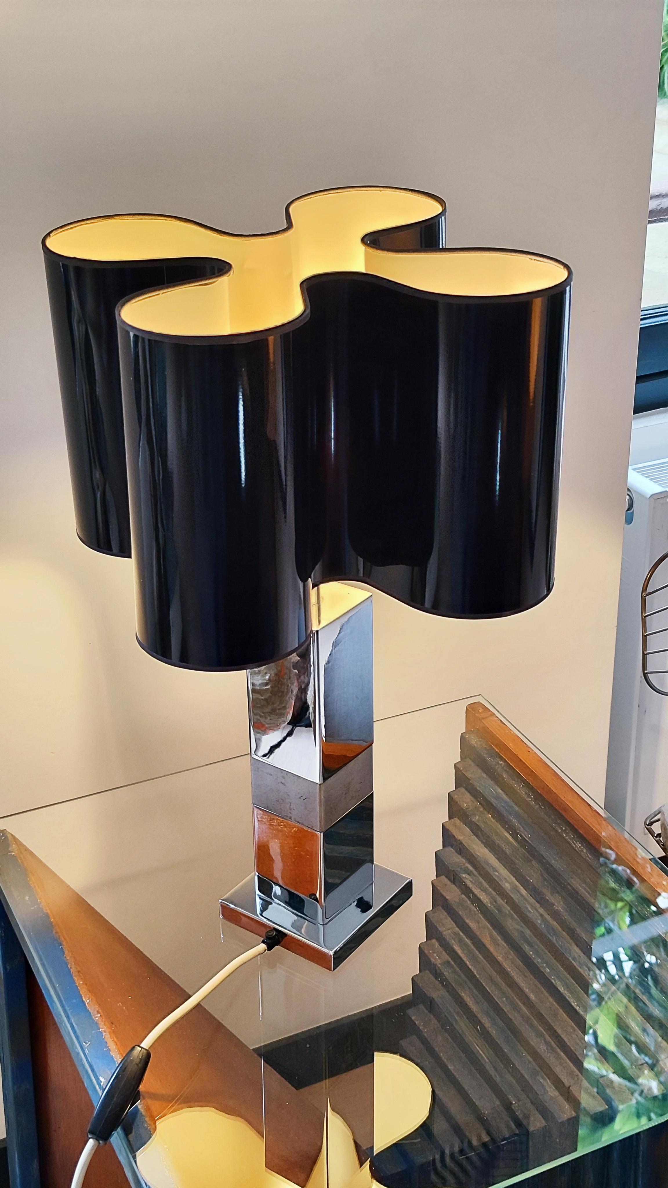 Late 20th Century 70s table lamp - France - metal foot and lampshade black plastic thermoformed