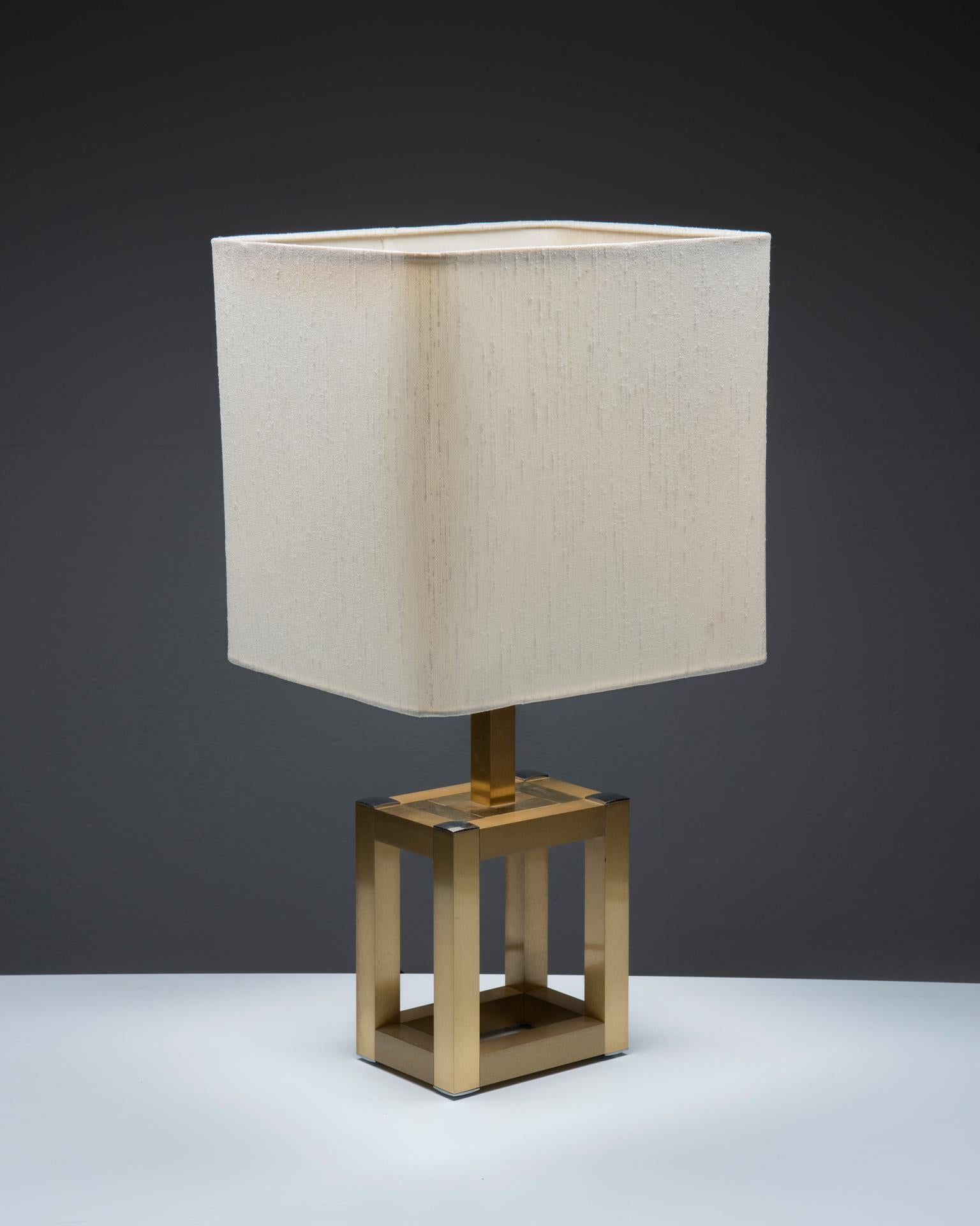 Spanish 70s table lamp with Brass Base - Lumica