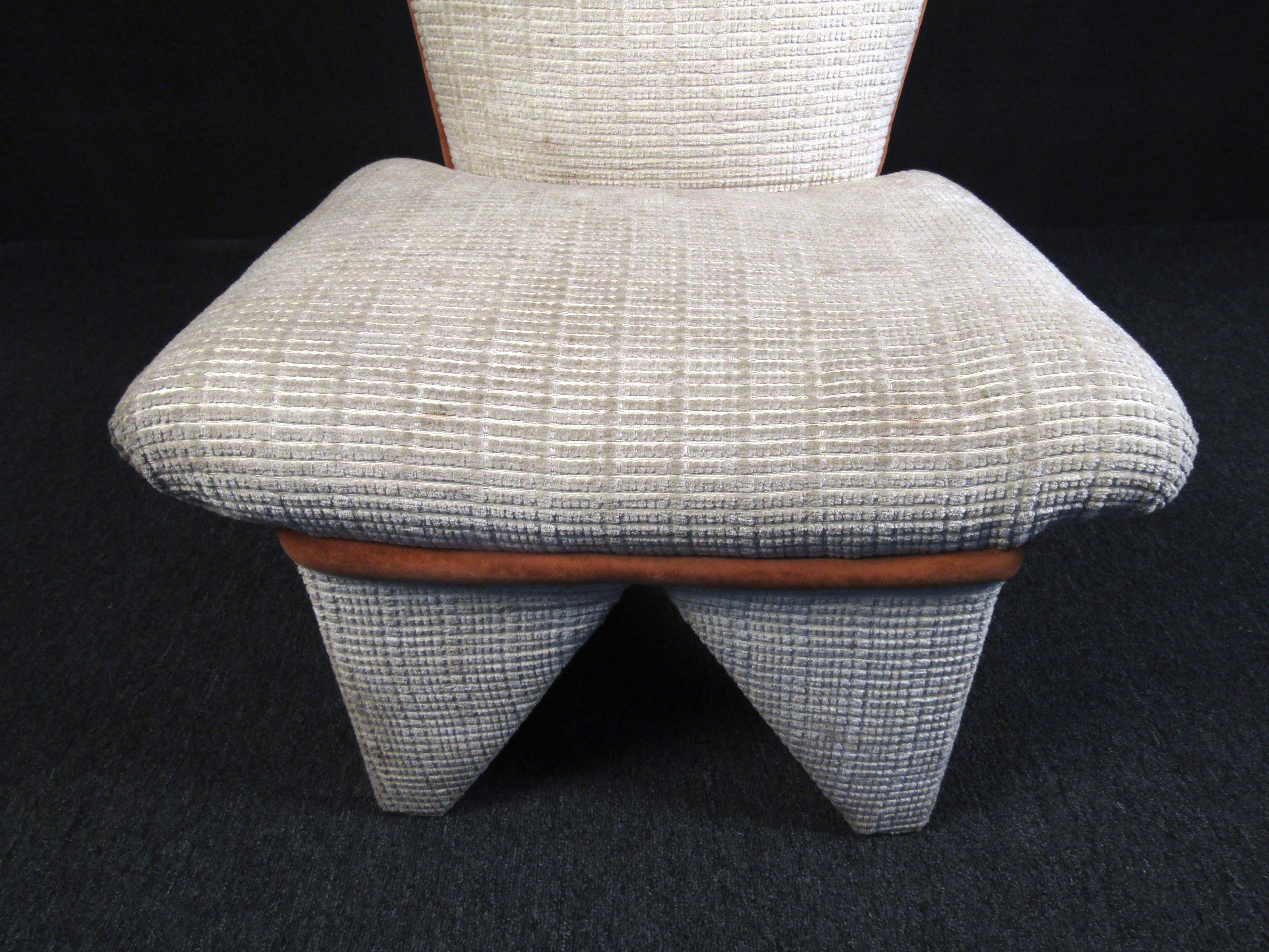 1970s Tall Wingback Mid-Century Modern Chair 4