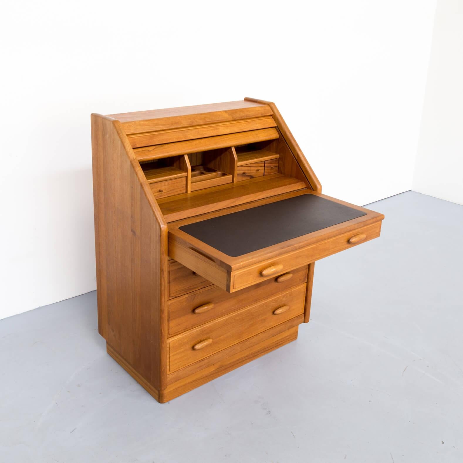 1970s Teak Secretaire with Desk for Dyrlund For Sale 4