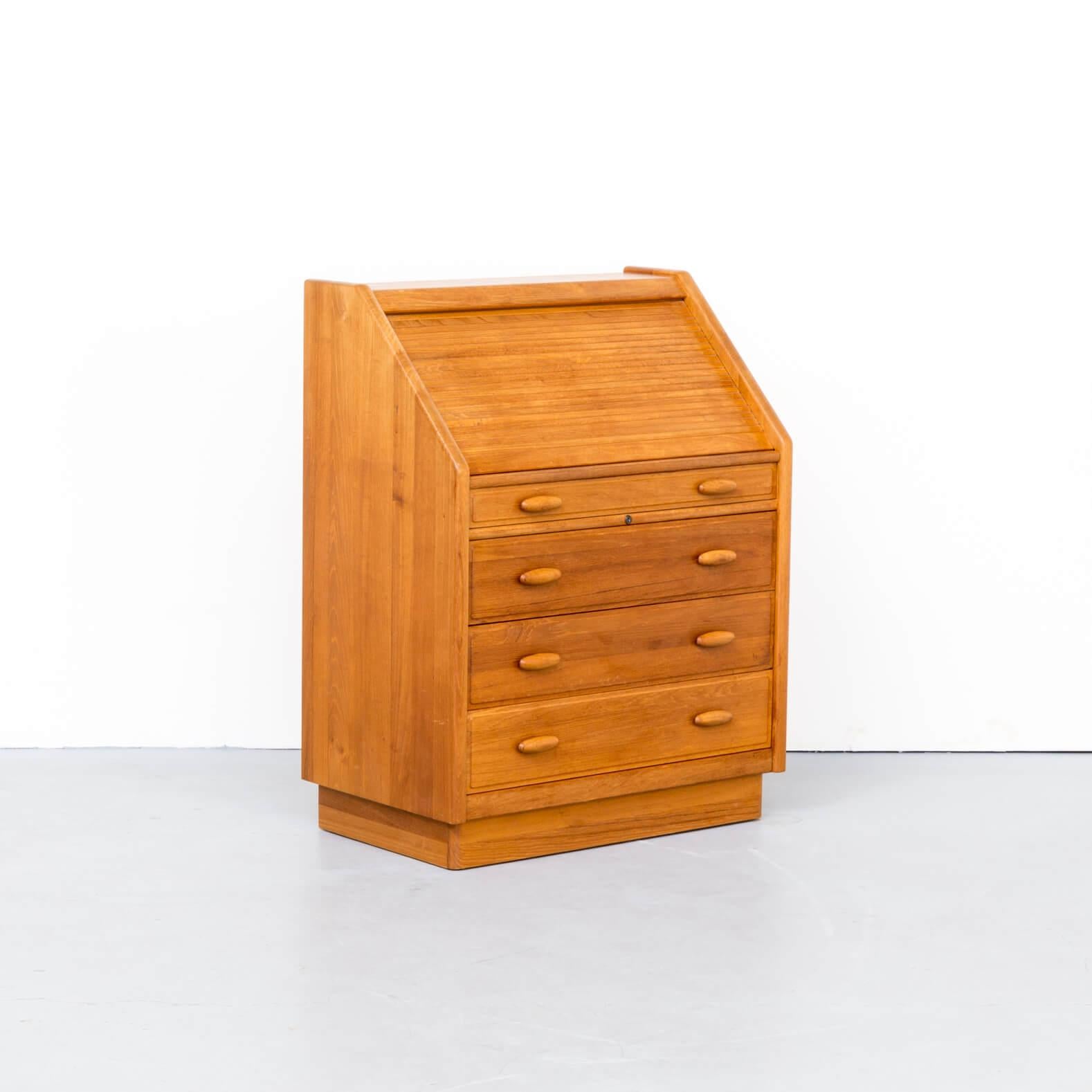 1970s Teak Secretaire with Desk for Dyrlund In Good Condition For Sale In Amstelveen, Noord