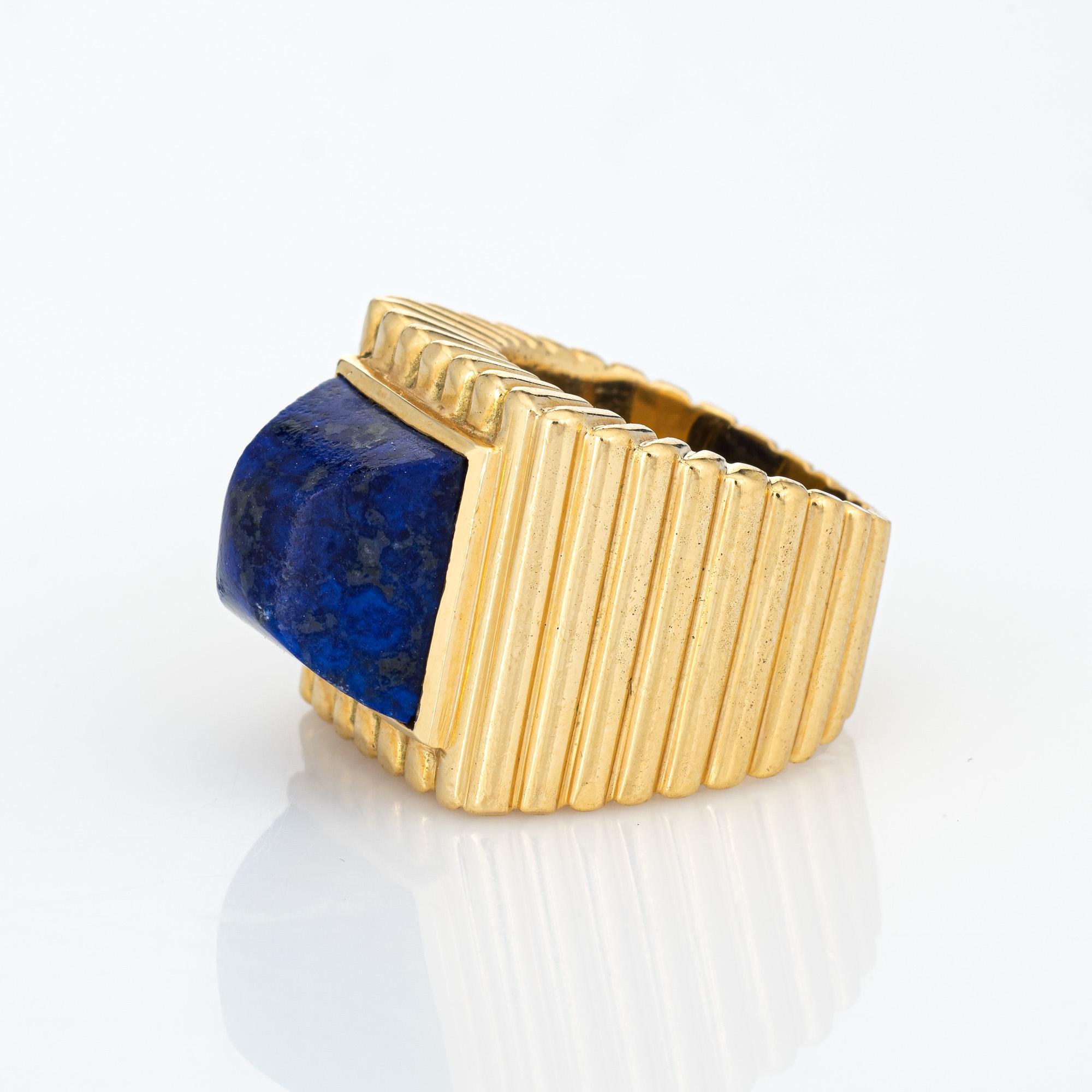 Sugarloaf Cabochon 70s Tiffany & Co Sugarloaf Lapis Lazuli Ring 18k Yellow Gold Sz 5 Square Ridged For Sale