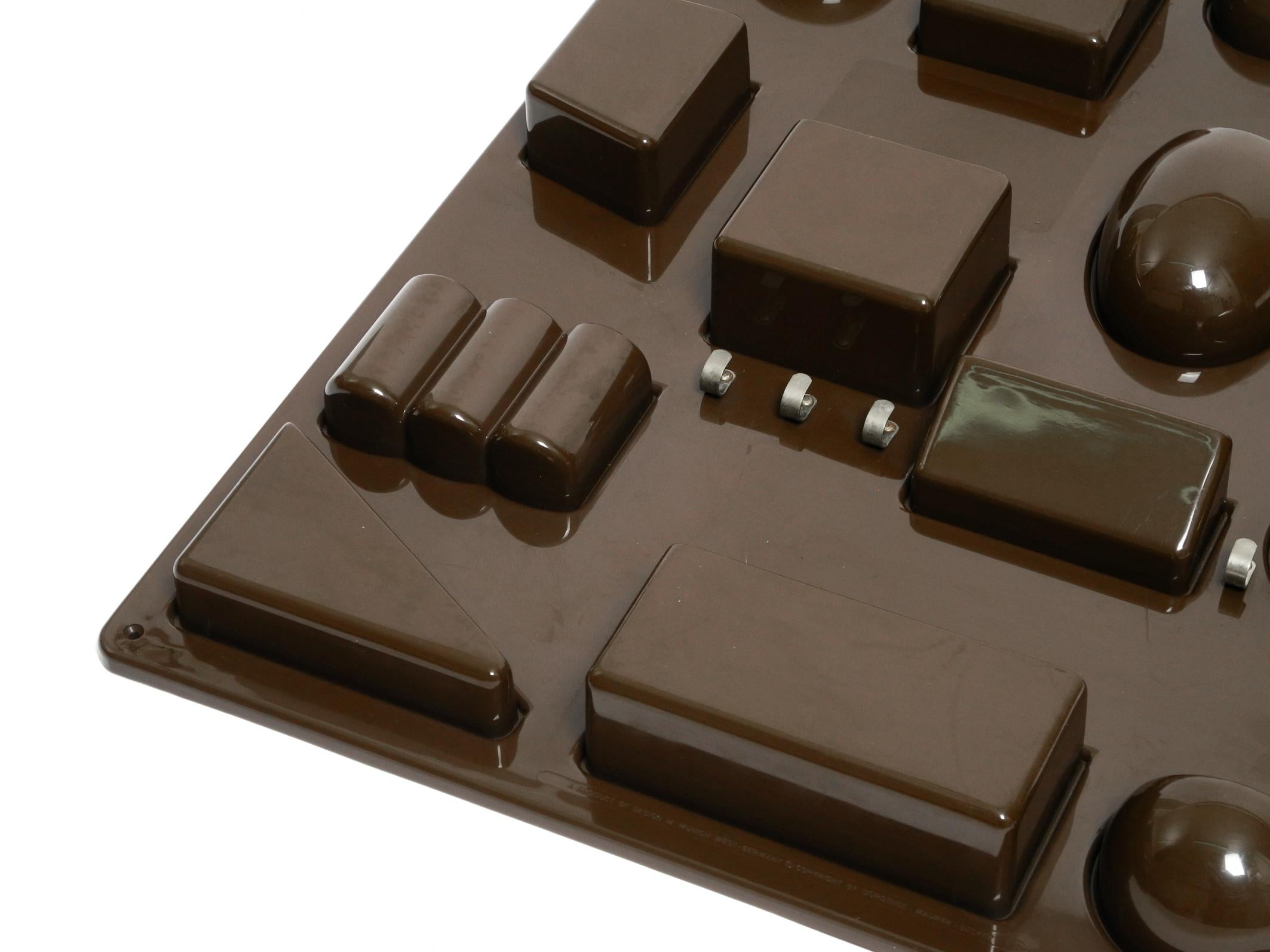 Plastic 70s Uten.Silo by Dorothee Maurer-Becker  M-Design production in dark brown For Sale