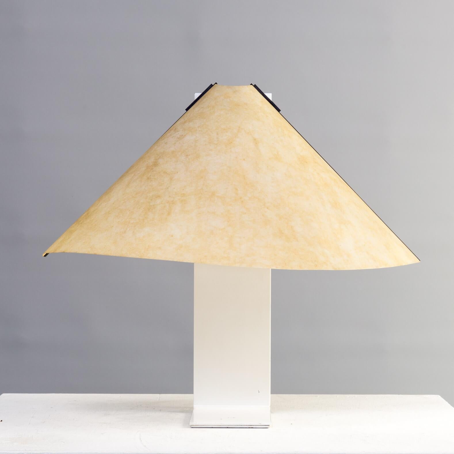 Mid-Century Modern 1970s Vico Magistretti ‘Porsenna’ Table/Wall Lamp for Artemide For Sale