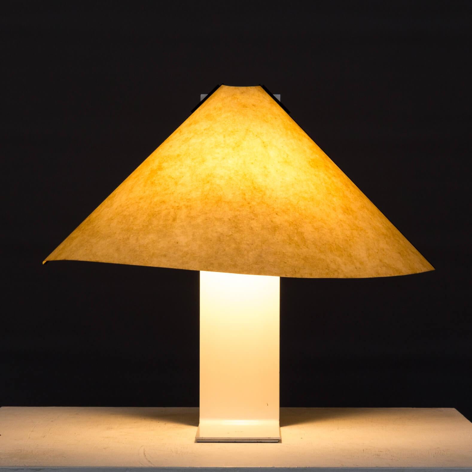 Italian 1970s Vico Magistretti ‘Porsenna’ Table/Wall Lamp for Artemide For Sale
