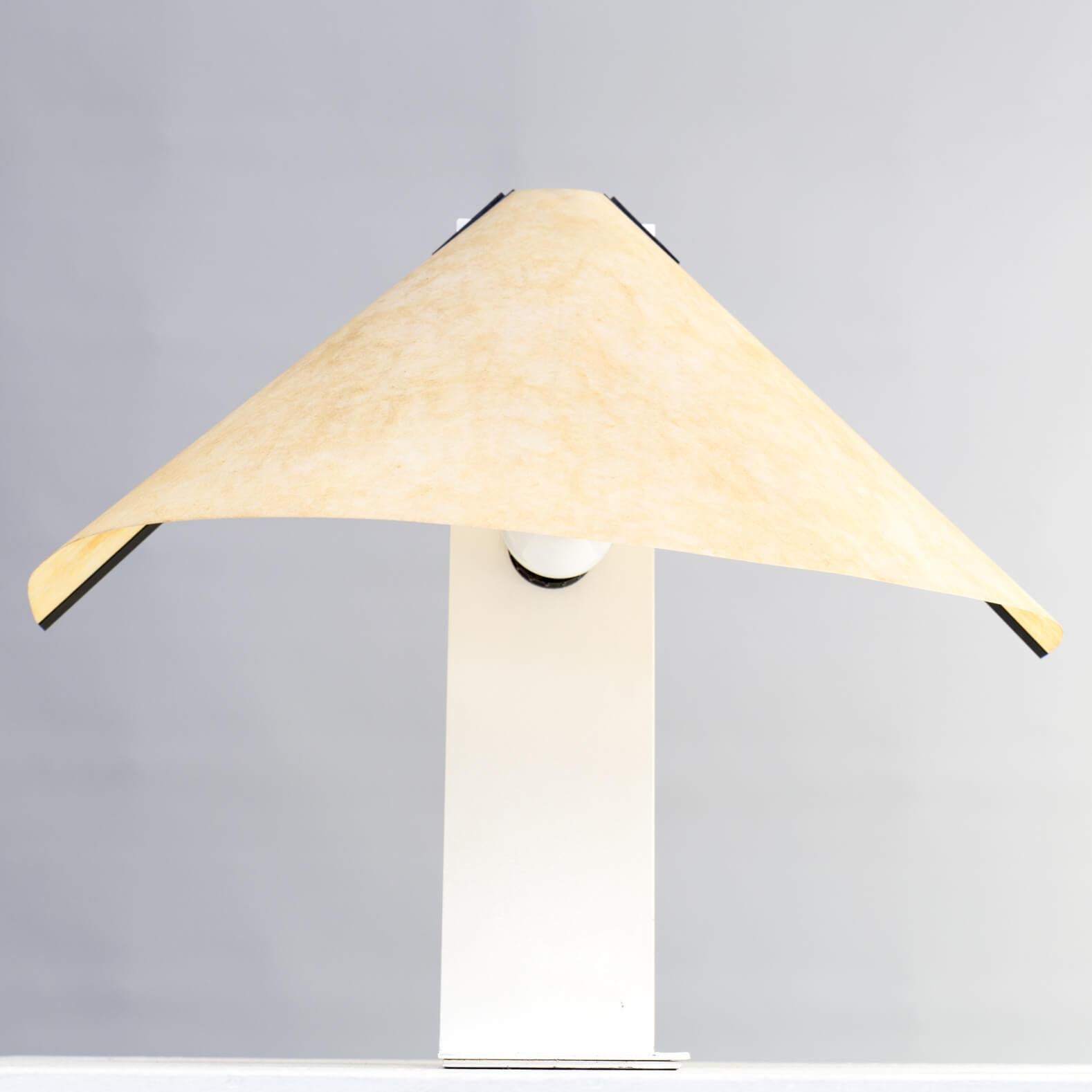 20th Century 1970s Vico Magistretti ‘Porsenna’ Table/Wall Lamp for Artemide For Sale