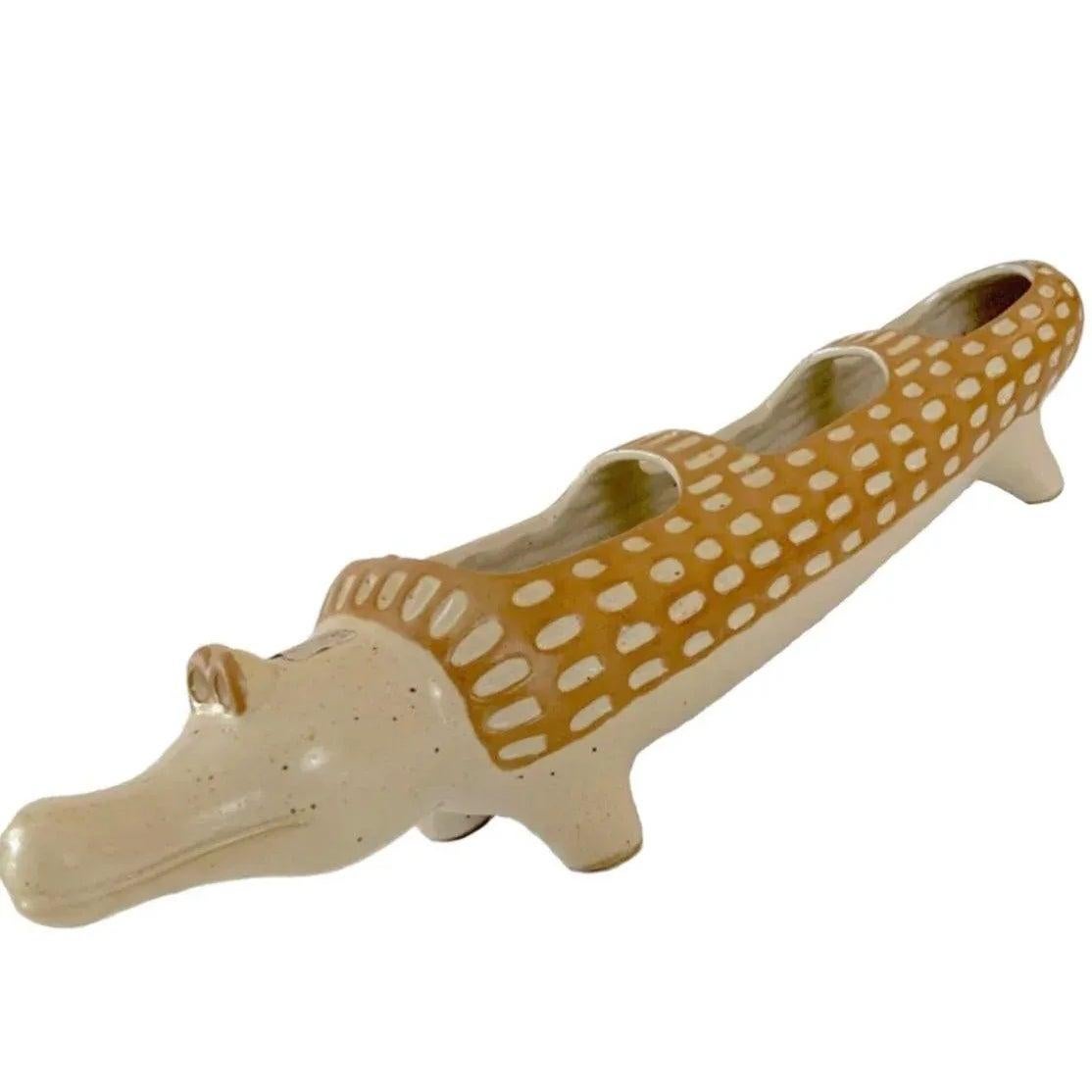 Mid-Century Modern 70s Vintage 20” David Stewart Lion Alligator Valley Stoneware Crocodile Planter For Sale