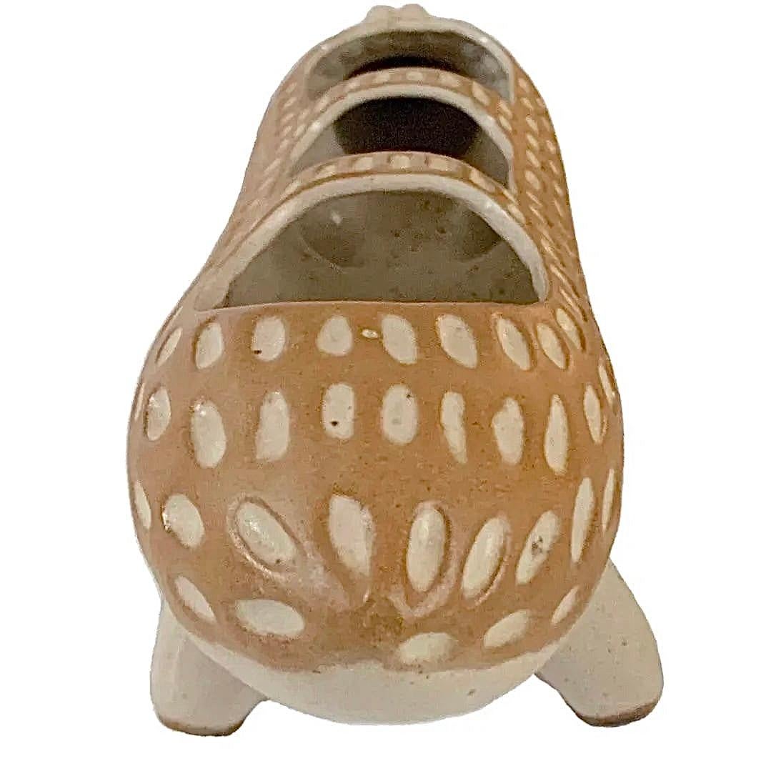 70s Vintage 20” David Stewart Lion Alligator Valley Stoneware Crocodile Planter In Good Condition For Sale In St.Petersburg, FL