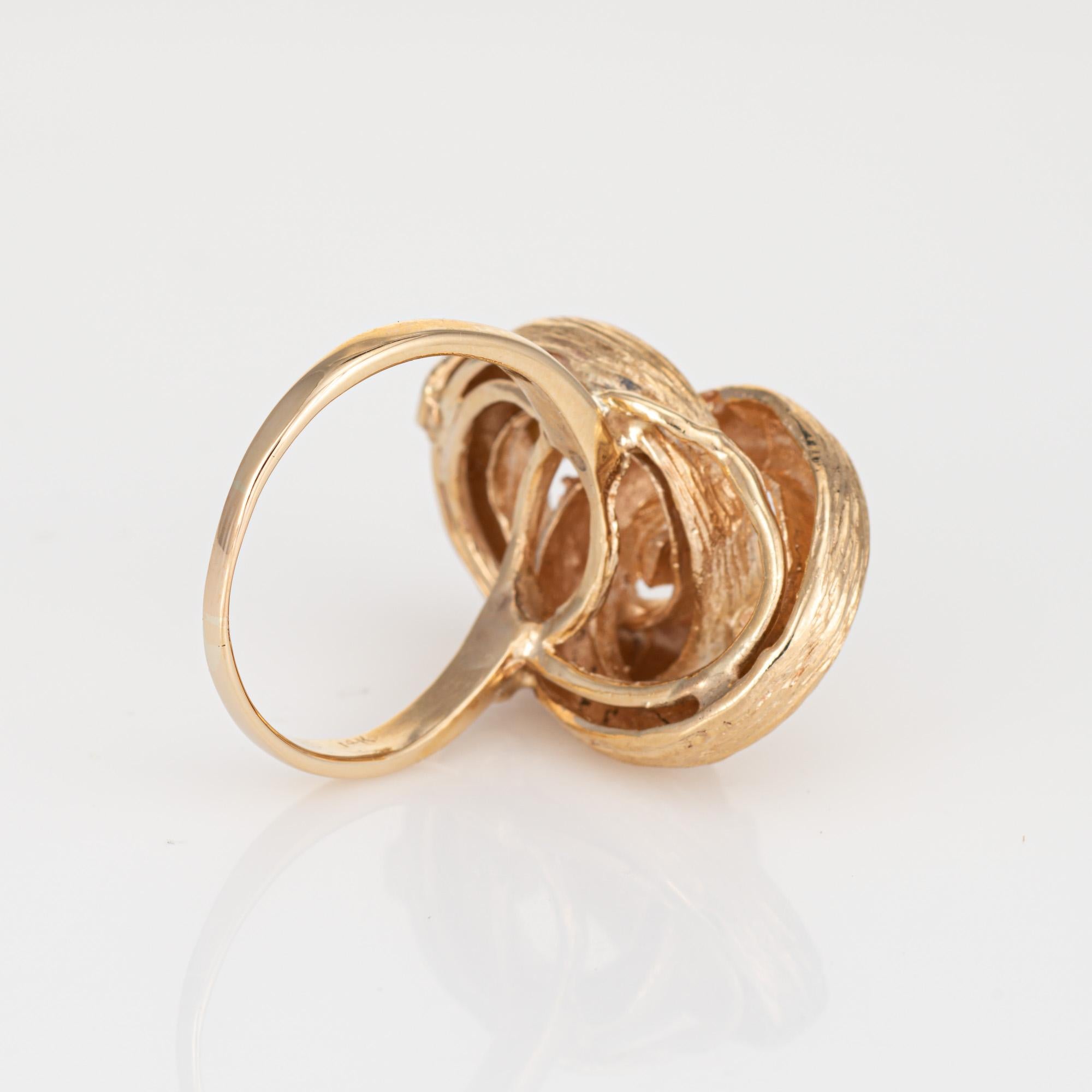 Donna Anello Vintage anni '70 con nodo infinito in oro giallo 14k 9 Estate Jewelry in vendita
