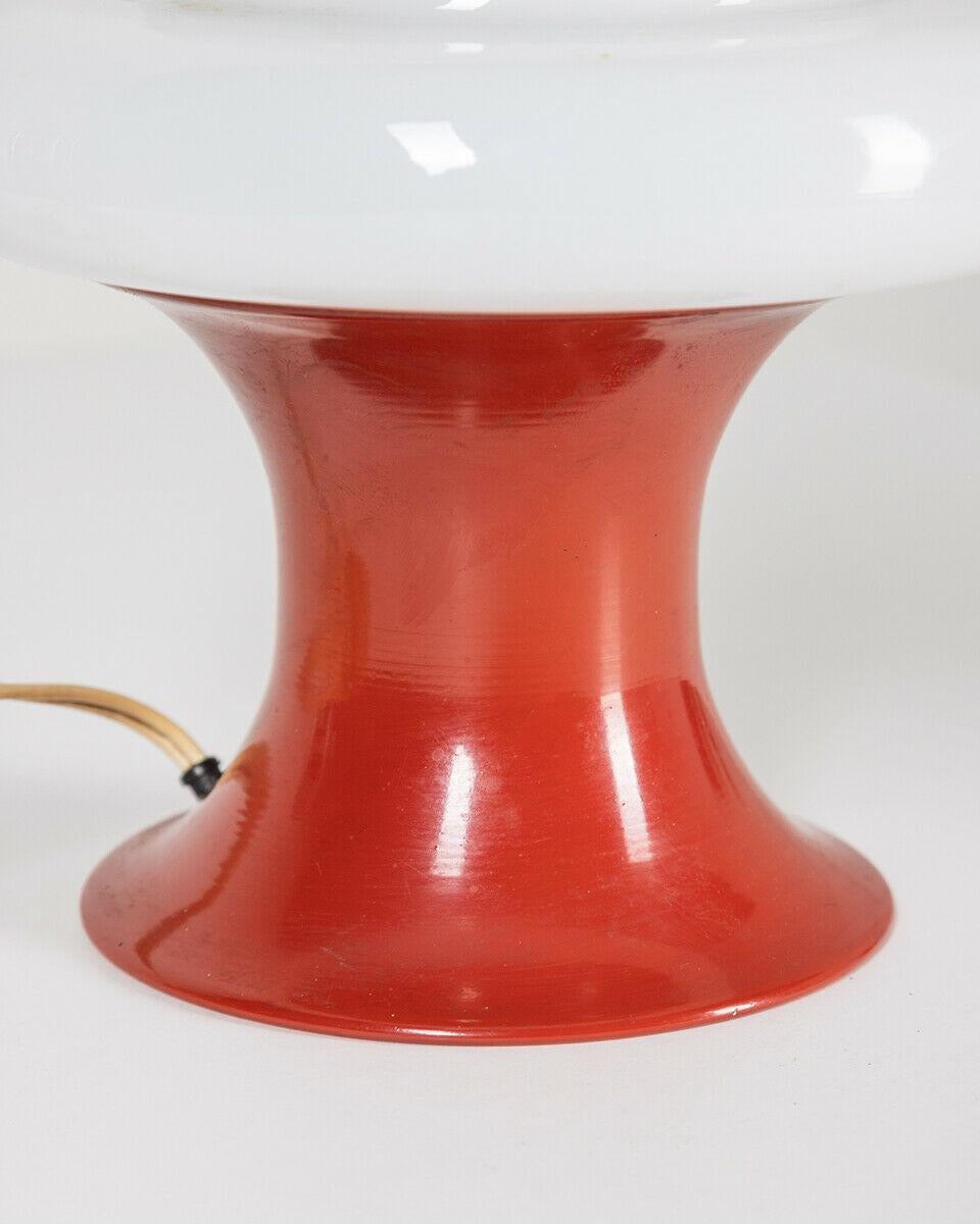 Glass 70s Vintage Table Lamp in Red Metal and glass Italian Design 