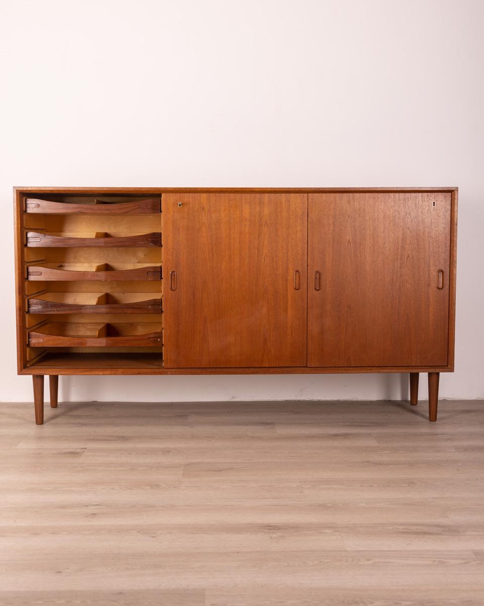 1970s vintage Teak wood sideboard Danish  In Good Condition For Sale In None, IT