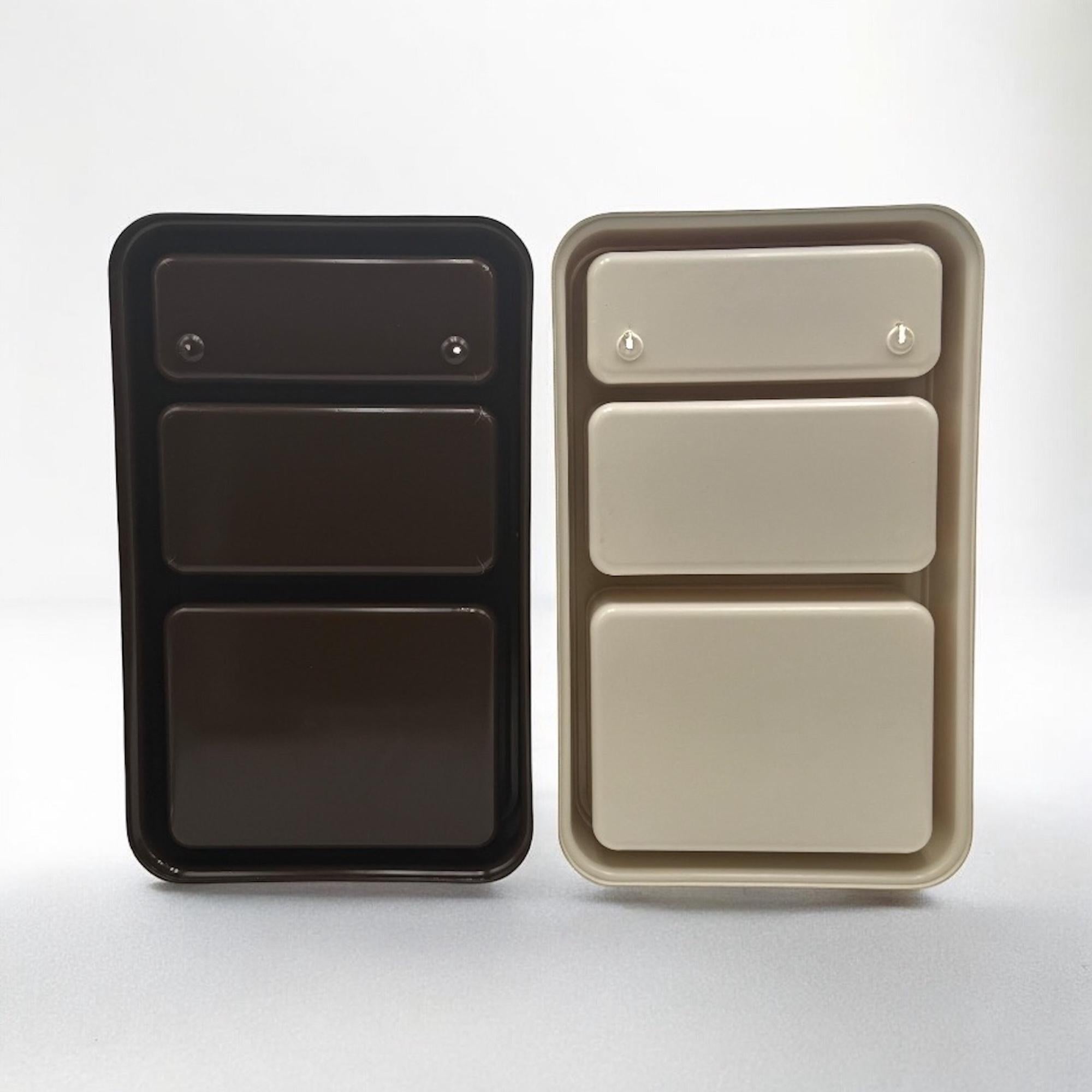 70er Jahre Wandregale PLASTRA von Prisunic, Space Age Französische Design-Icons, 2er-Set, PLASTRA im Angebot 5