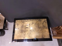 Table de canapé en coffetas noir et doré Guy Lefevre, France, années 70