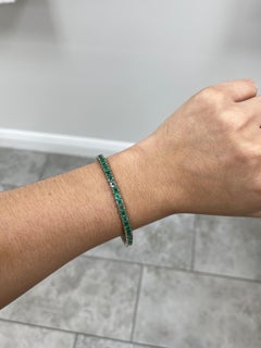 7.0tcw 14K Prinzessinnenschliff Smaragd-Tennisarmband Medium Grüner quadratischer Smaragd Medium