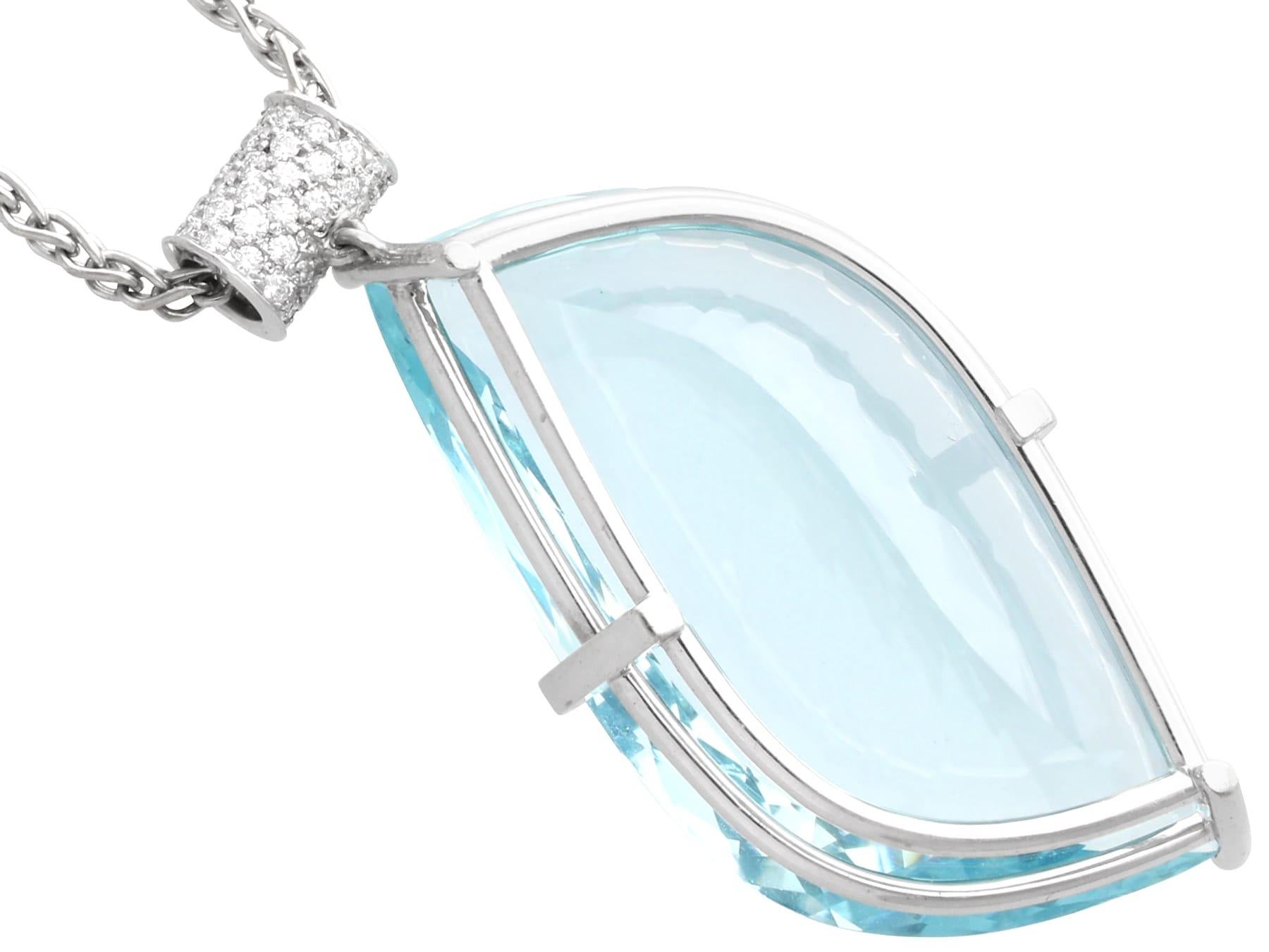 71 Carat Aquamarine, 0.38 Carat Diamond and 18k White Gold Pendant Circa 1970 For Sale 2