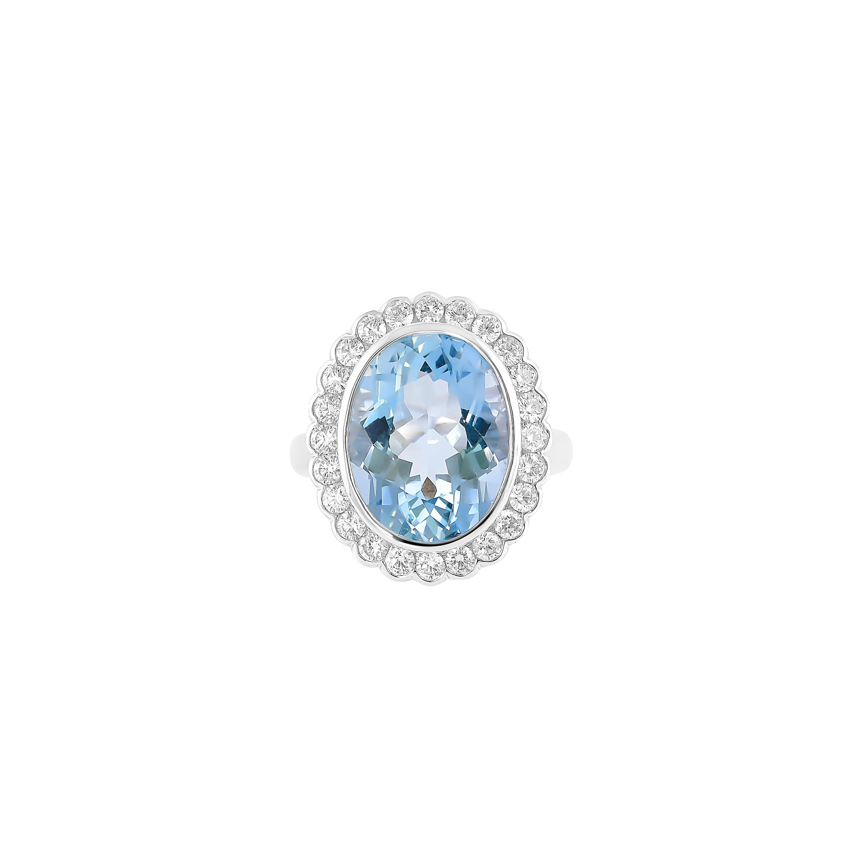 Oval Cut 7.1 Carat Aquamarine and Diamond Ring in 18 Karat White Gold For Sale