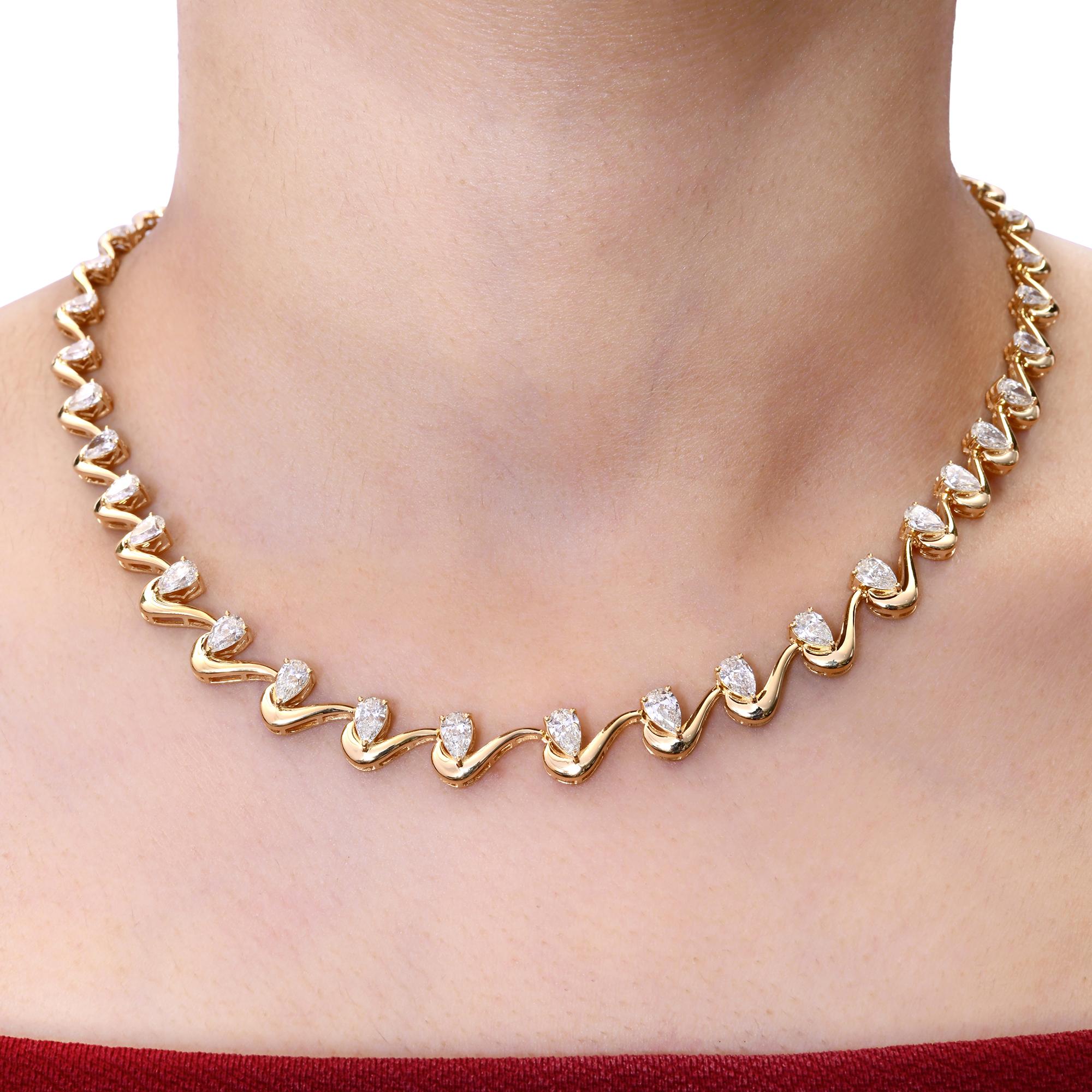 Modern 7.1 Carat SI Clarity HI Color Pear Diamond Necklace 14 Karat Yellow Gold Jewelry For Sale
