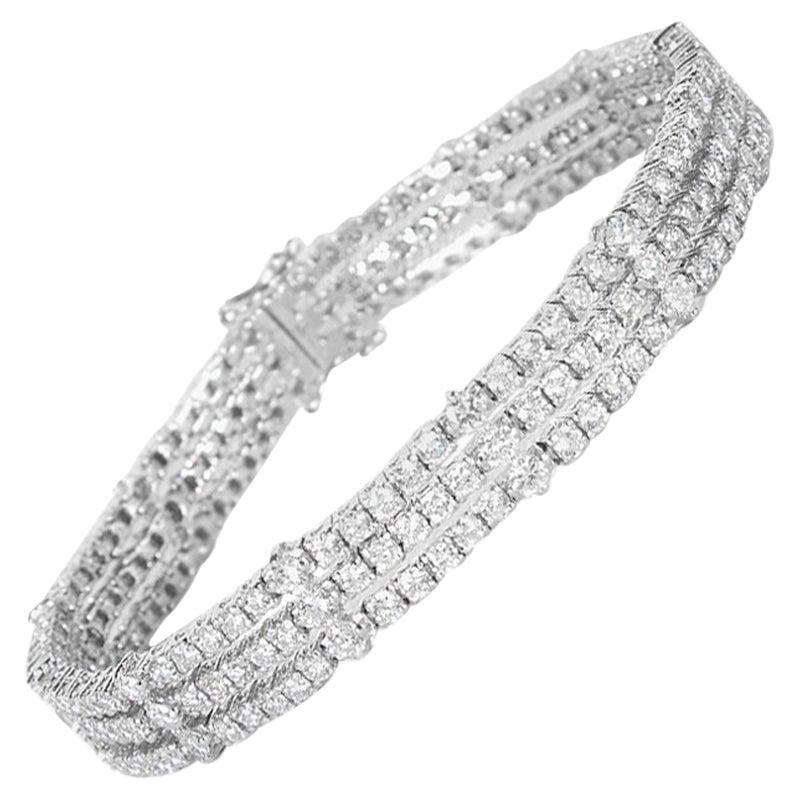 7.10 Carat 3 Row G VS2 Round Brilliant Diamond Tennis Bracelet For Sale at 1stDibs