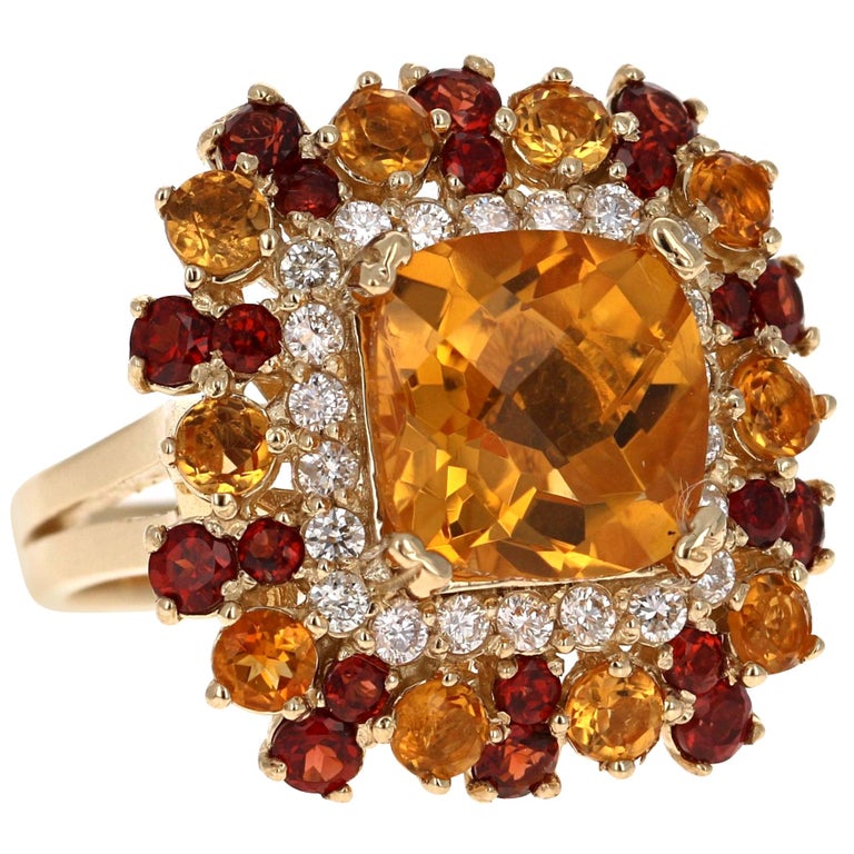 A Stunning and Unique piece to say the least!   This ring reminds me of a beautiful summer Sunflower that will brighten up your day and your wardrobe!

This magnificent ring has a bold Cushion Cut Citrine Quartz that is blazing yellow! It weighs