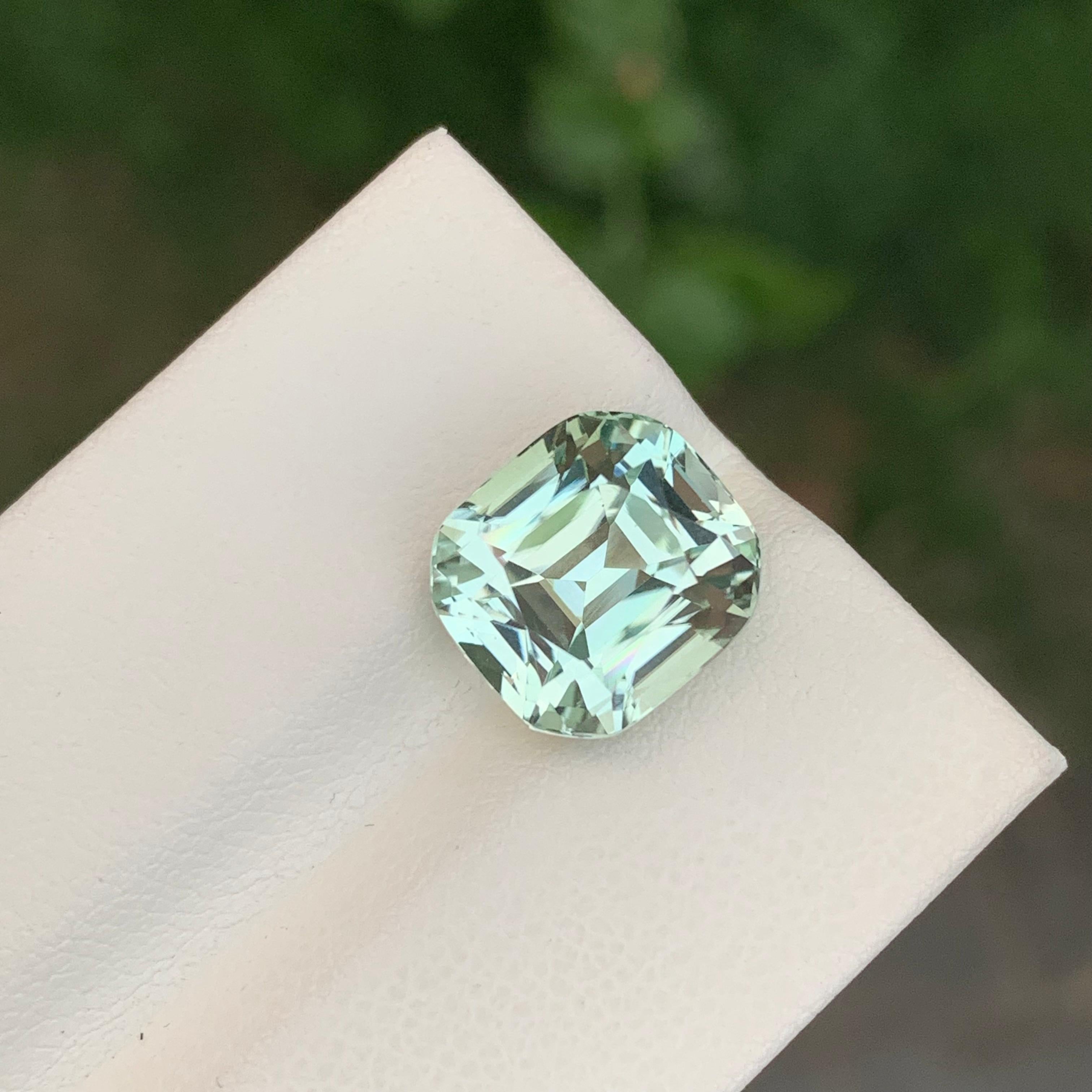 7.10 Carats Natural Loose Chinoise Green Tourmaline Cushion Shape (Tourmaline verte en forme de coussin) en vente 3