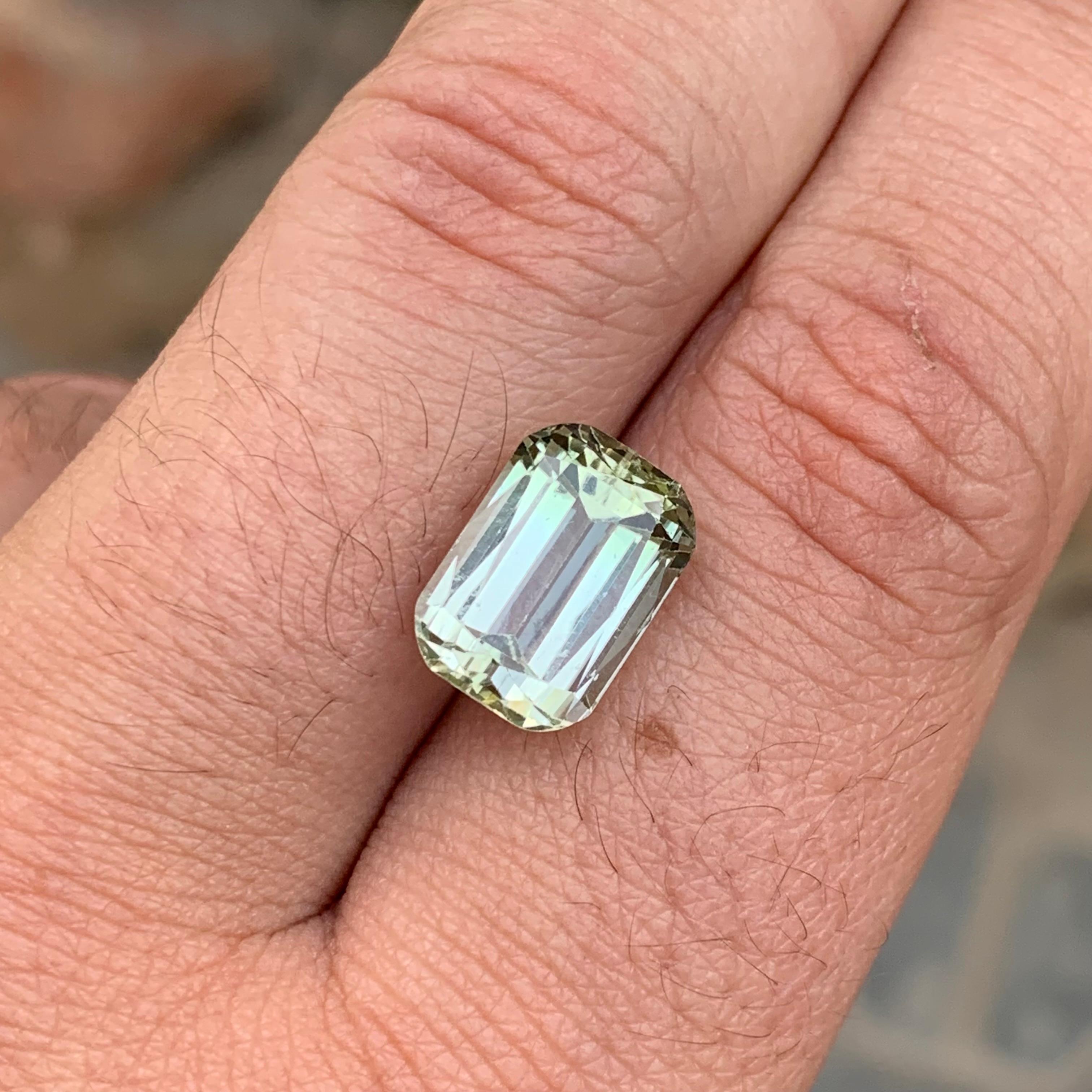 7.10 Carat Natural Loose Light Green Tourmaline Cushion Shape Gemstone (pierre précieuse en forme de coussin) Neuf - En vente à Peshawar, PK