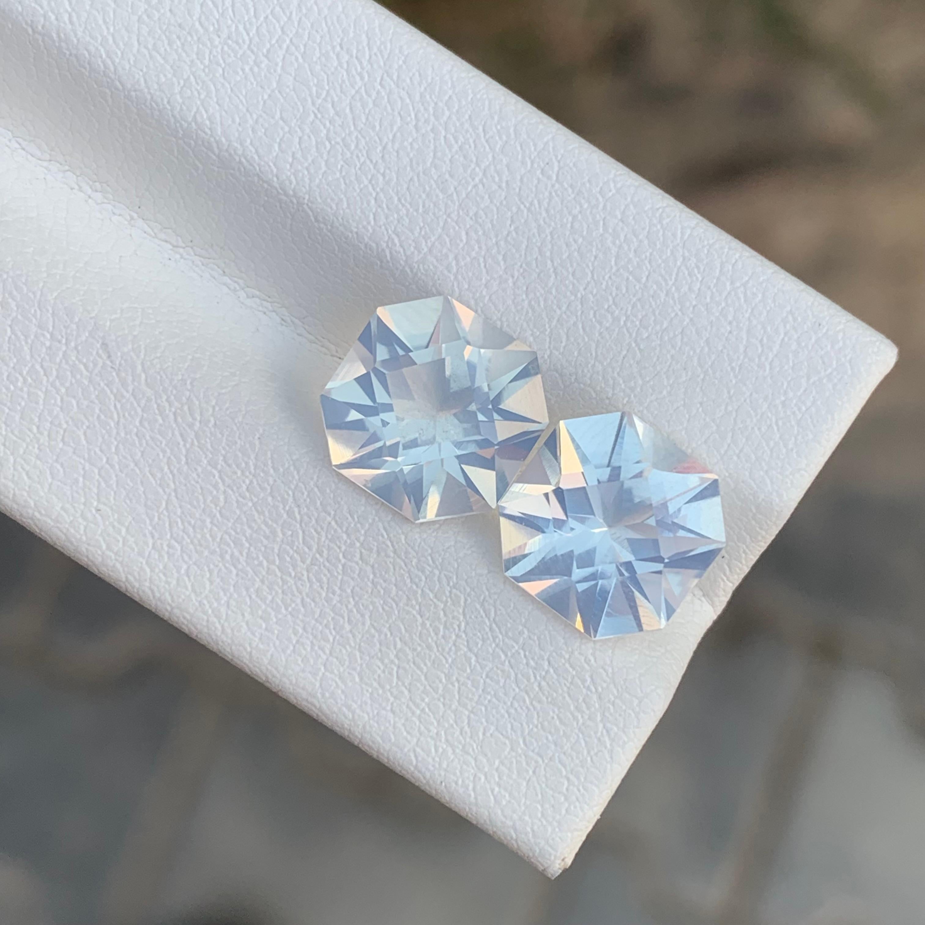 Arts and Crafts 7.10 Carat Natural Loose Moonstone Pair Square Shape Gemstone (pierre de lune en paire de forme carrée) en vente