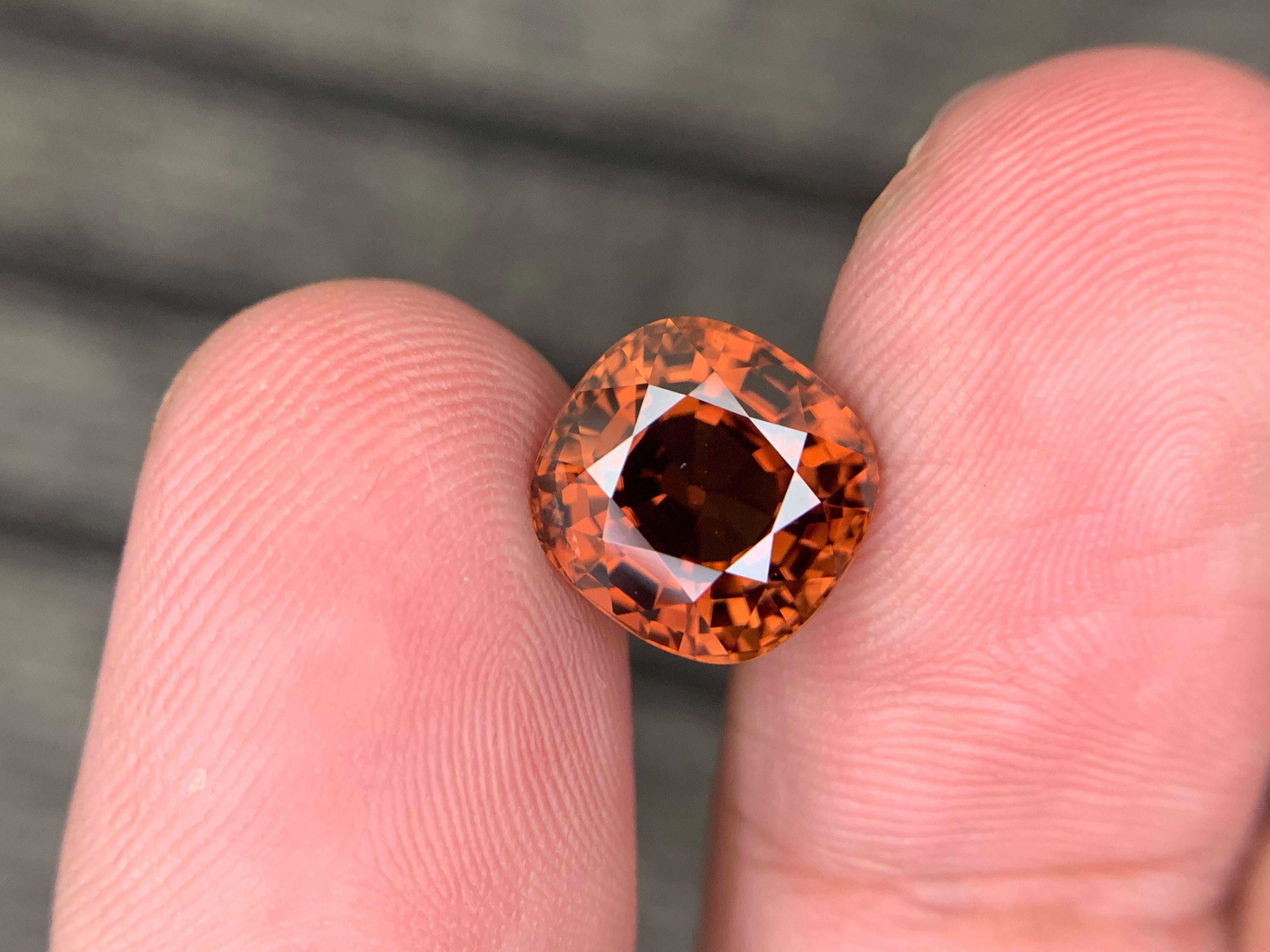 Taglio cuscino 7,10 Carati di Zircone Marrone Naturale Sciolto in vendita