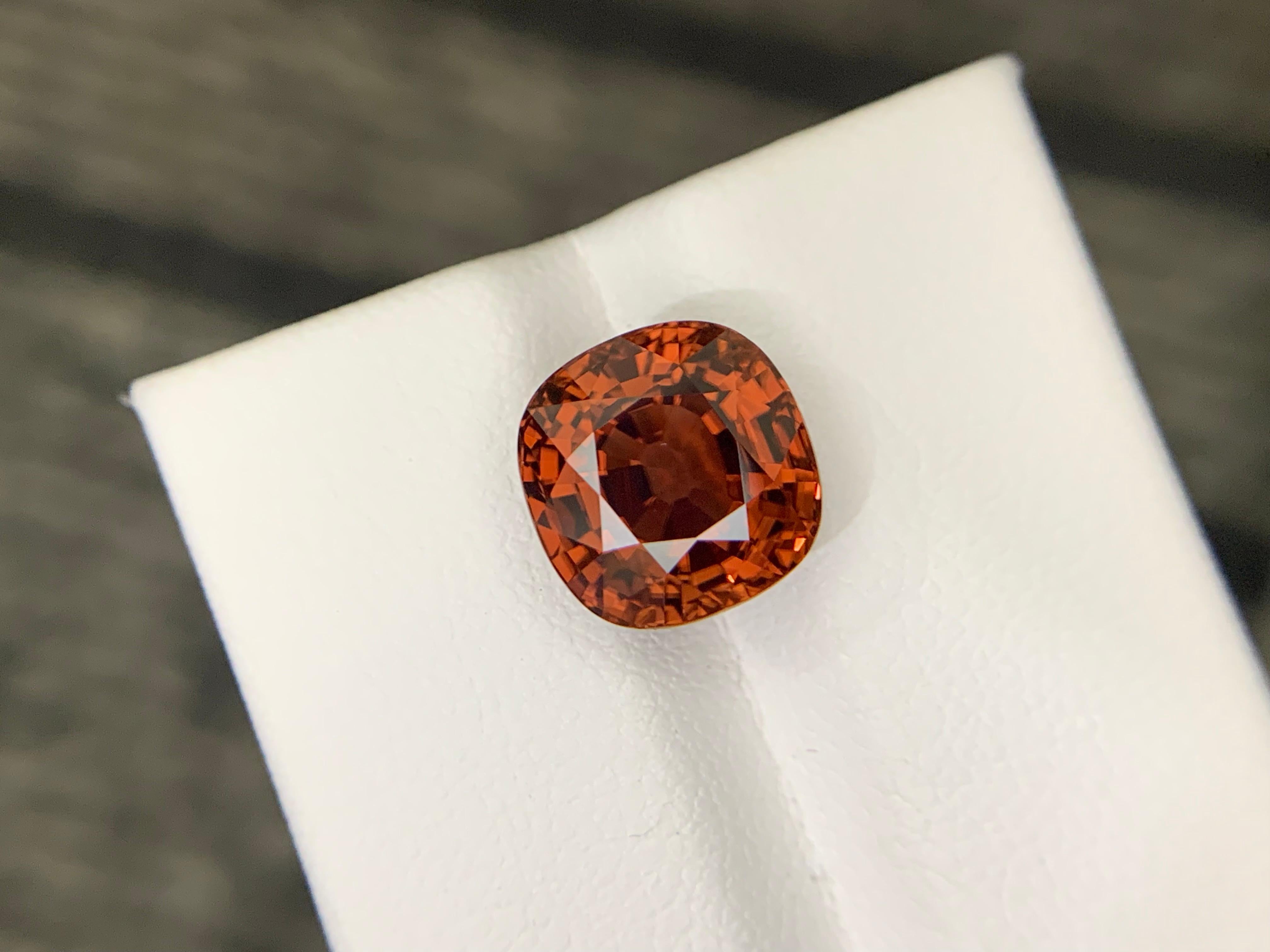 7,10 Carati di Zircone Marrone Naturale Sciolto in vendita 2