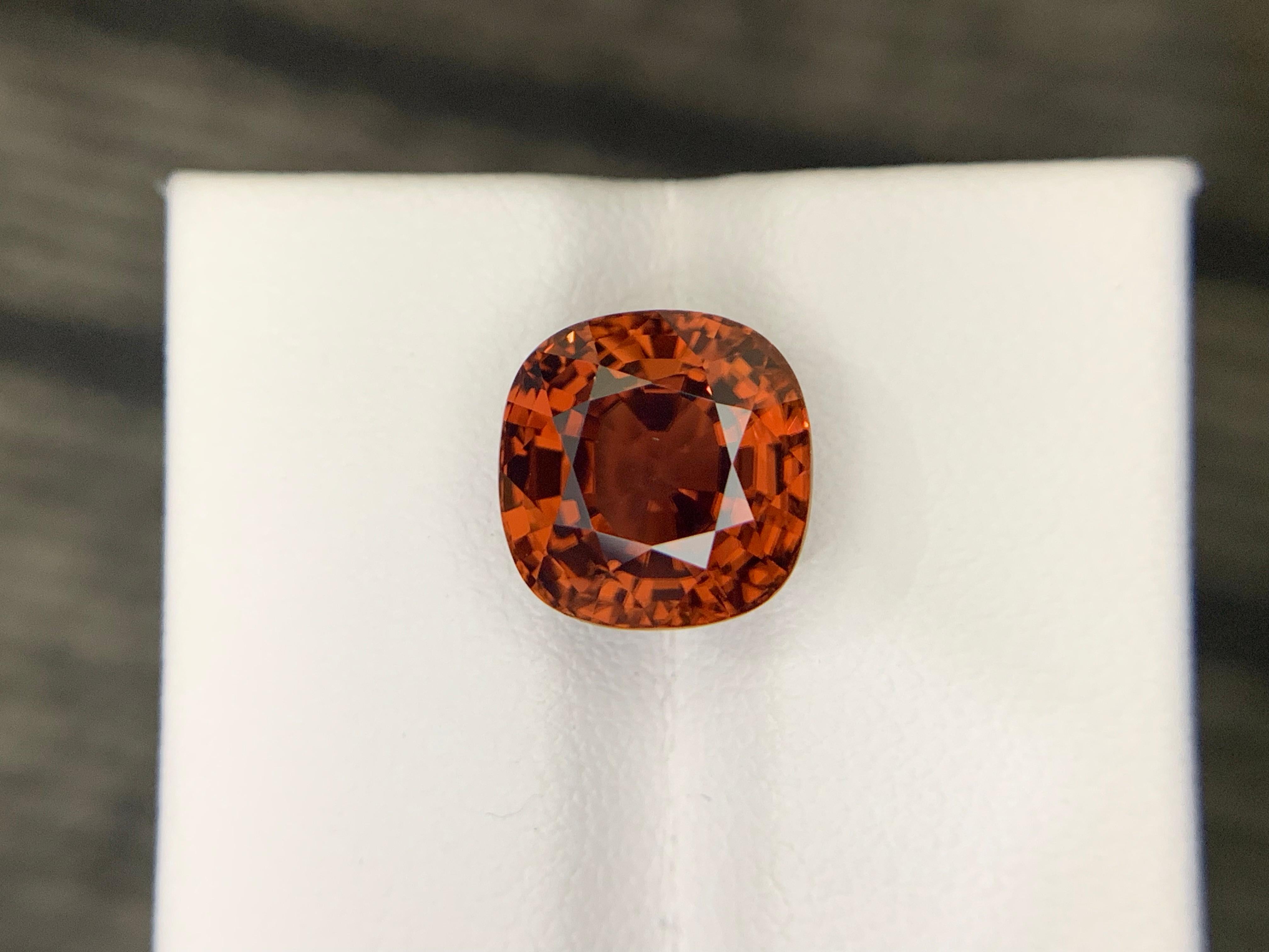 7,10 Carati di Zircone Marrone Naturale Sciolto in vendita 3