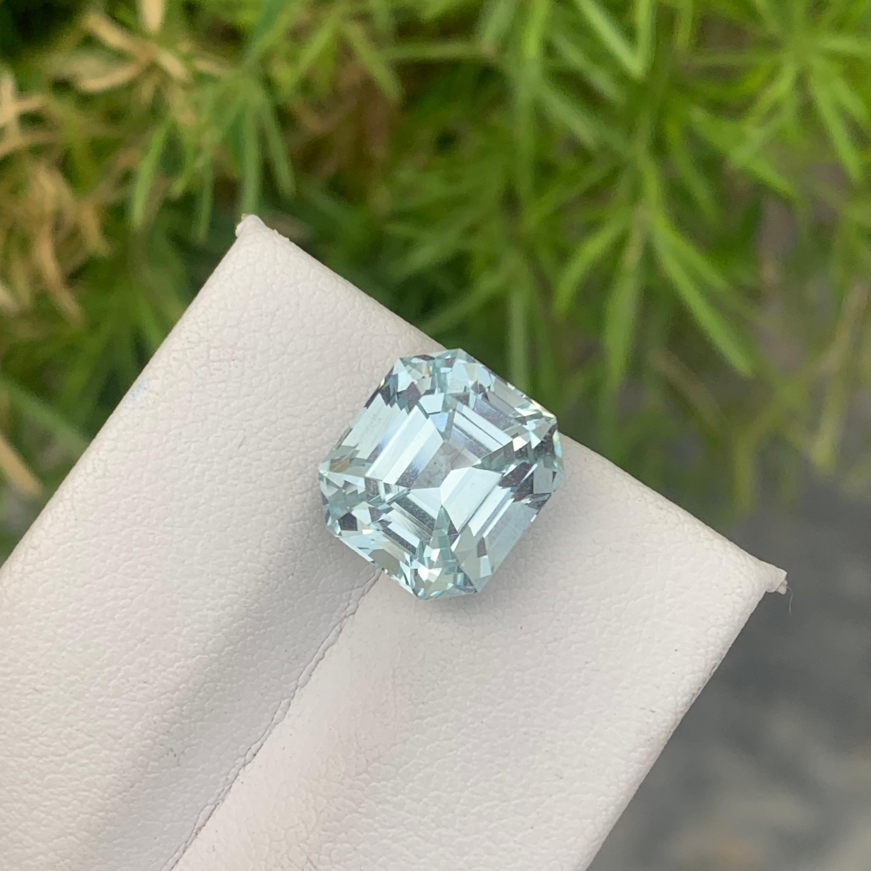 7.10 Carats Natural Loose Light Seafoam Aquamarine from Shigar Valley Mine For Sale 1