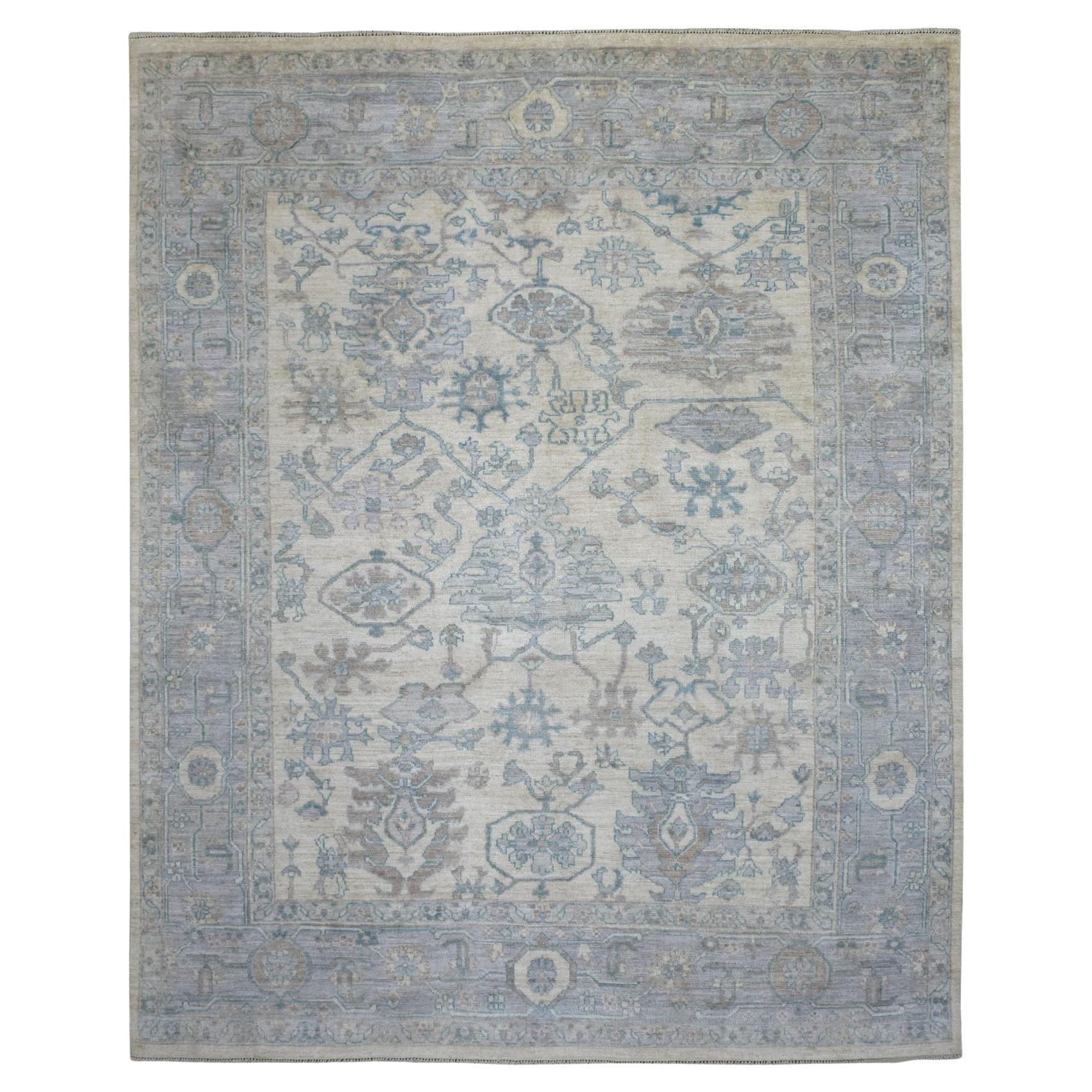 7'10 "x10' Afghan Angora Oushak Elfenbein-Blau Bio-Wolle Handgeknüpfter Teppich im Angebot