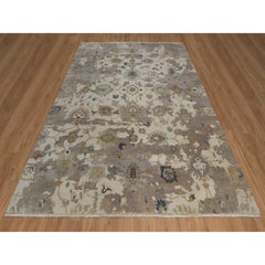 7'10"x10'1" Ivory Hand Knotted Borderless Oushak with Leaf Design Pure Wool Rug
