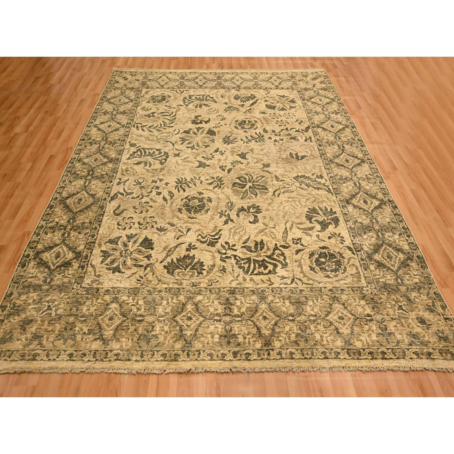 Colori della terra, Design/One a foglia, Lana naturale non colorata, Pile zero, Distrutto, Rasoio basso, Annodato a mano, Tappeto orientale
Materiali primari: Lana
Lattice: No Pile 
altezza: 0,25 pollici
Stile: Di transizione
Colore primario: