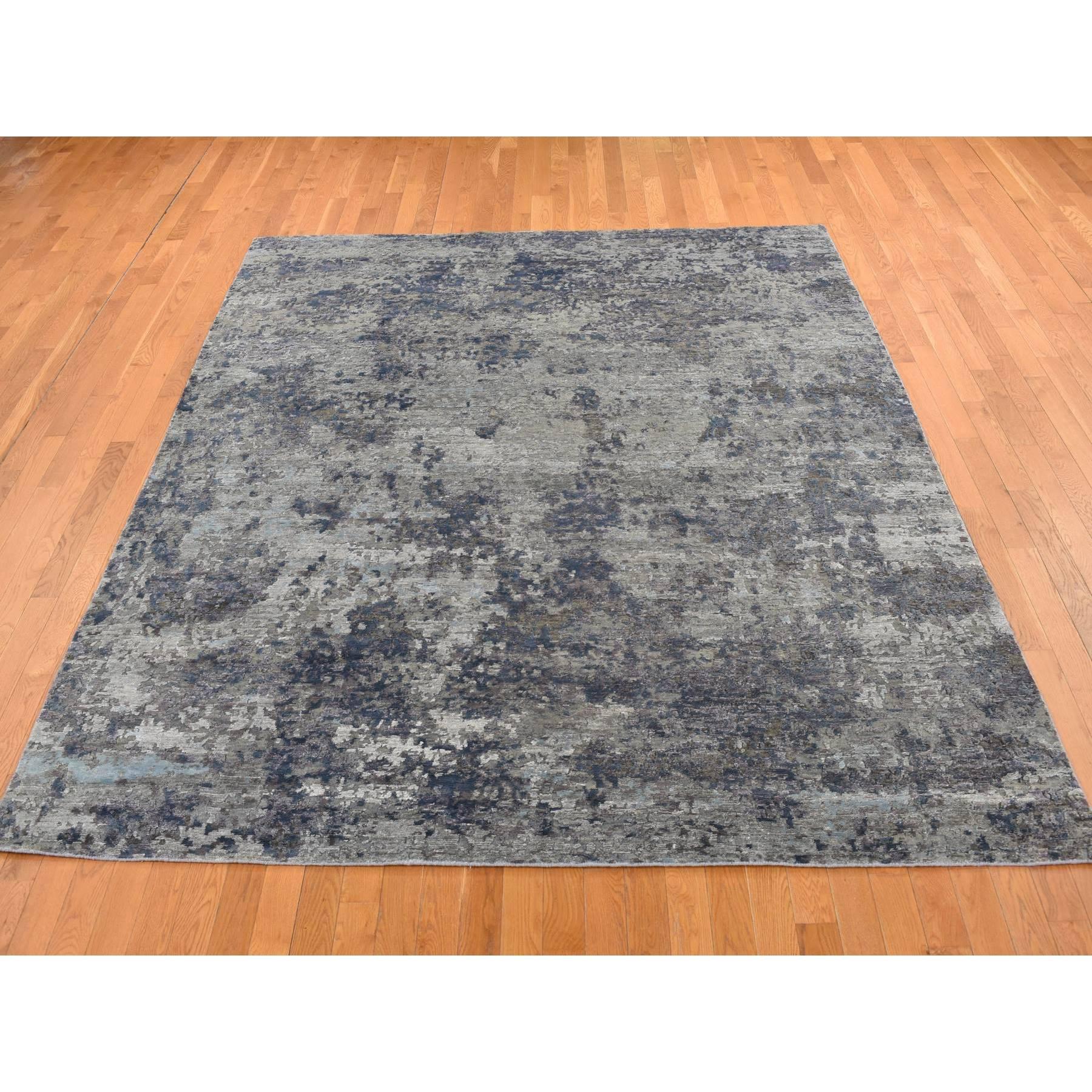 Gris Acorazado, pelo alto-bajo, diseño abstracto moderno, lana y seda, anudada a mano, alfombra oriental
Materiales primarios: Lana y seda
Látex: Sin pelo 
altura: 0,25 Pulgadas
Estilo: Transicional
Color principal: Gris
Colores secundarios: Azul,